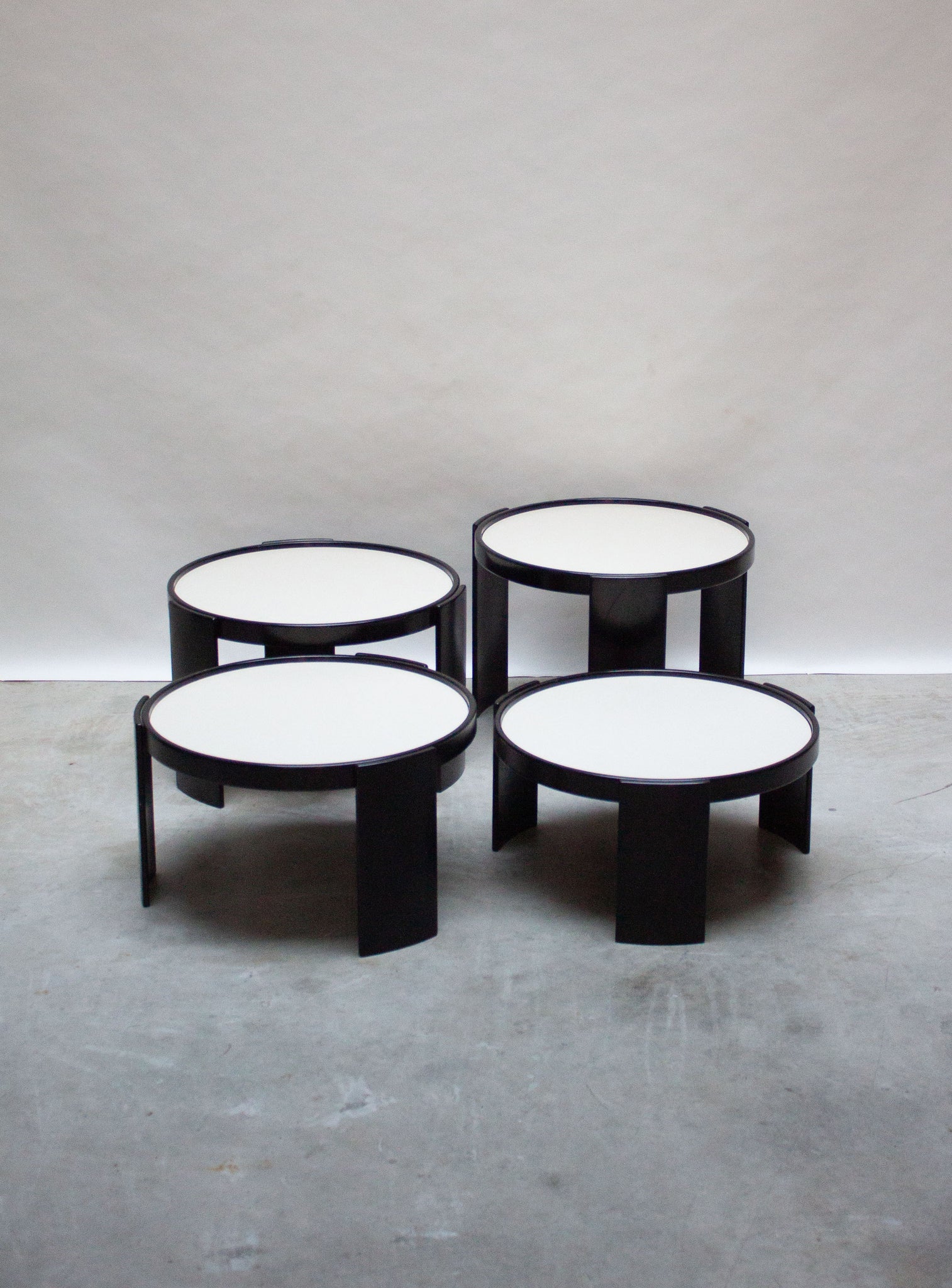 Cassina 783 Nesting Tables by Gianfranco Frattini (Black)