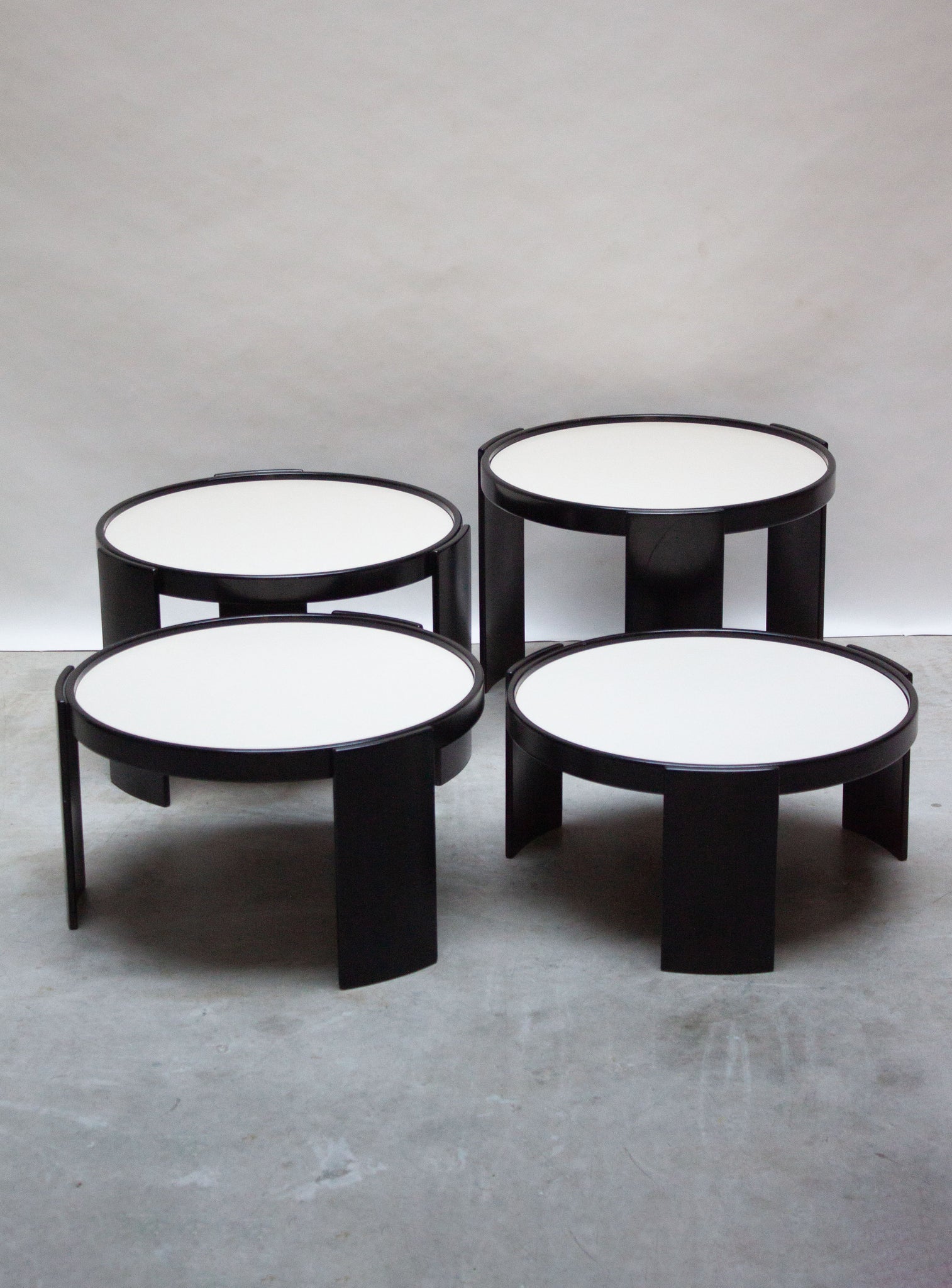 Cassina 783 Nesting Tables by Gianfranco Frattini (Black)