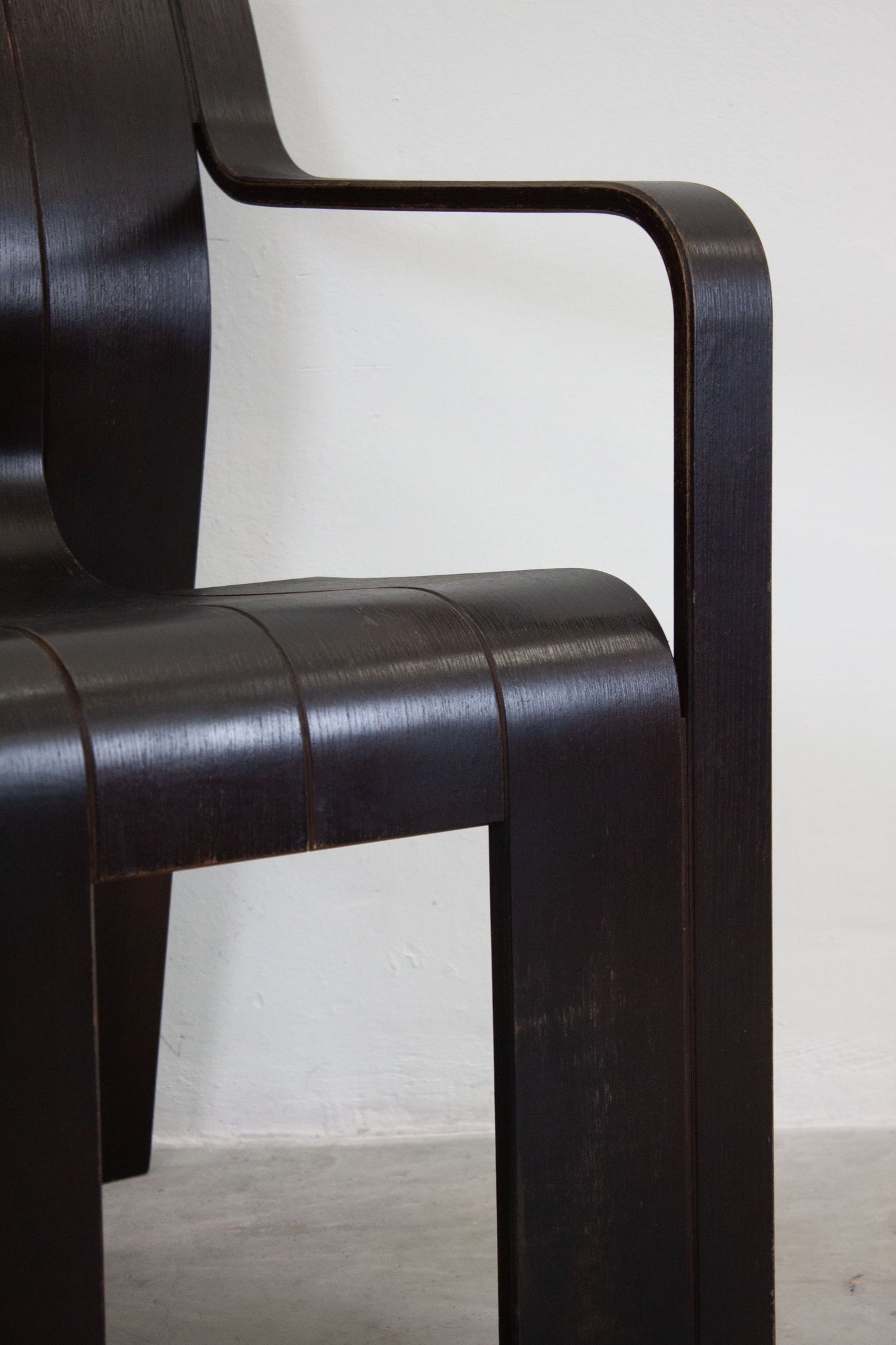 Castelijn Strip Chairs with Armrest by Gijs Bakker (Black)