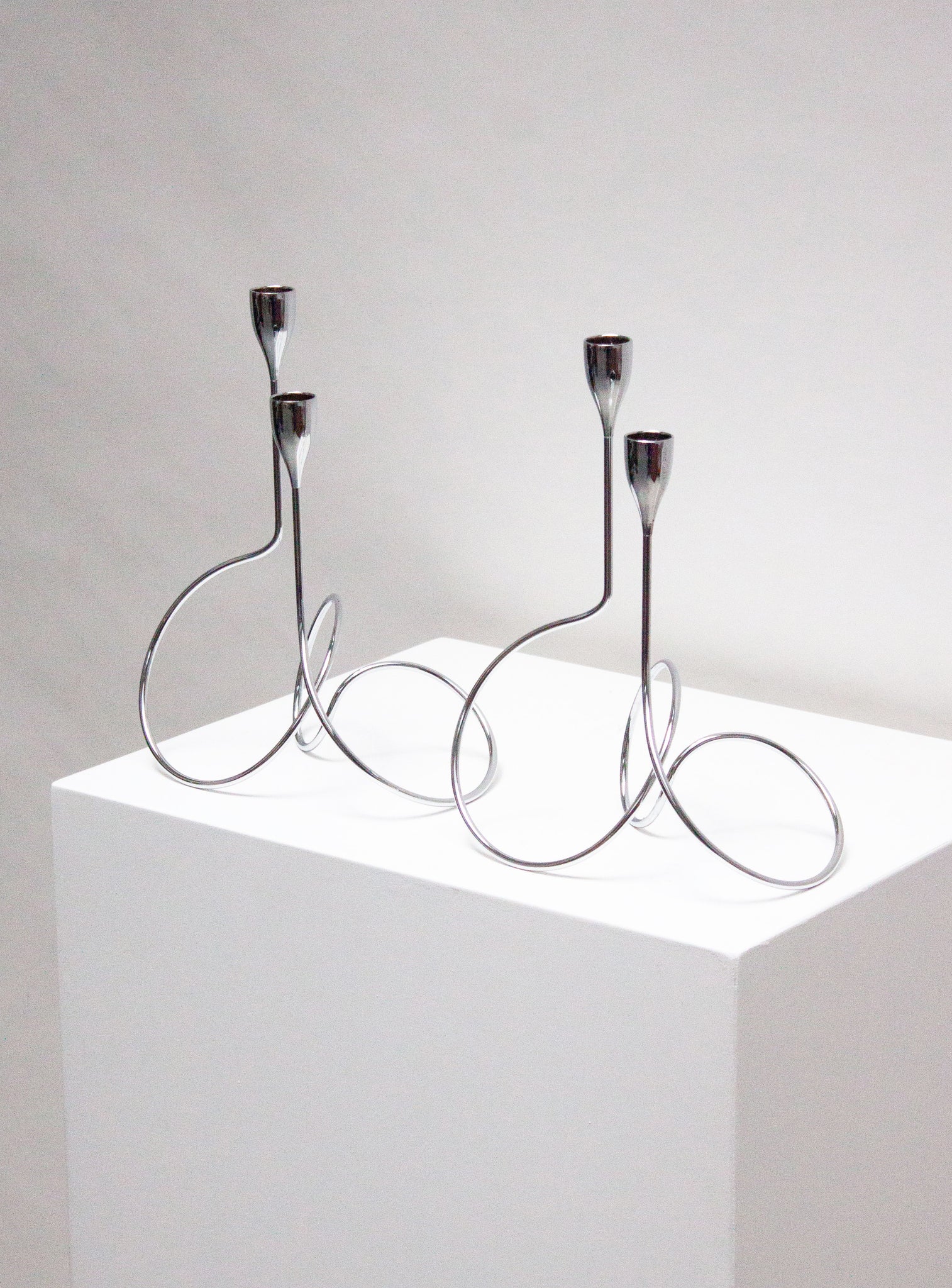 Chrome Loop Candle Holder