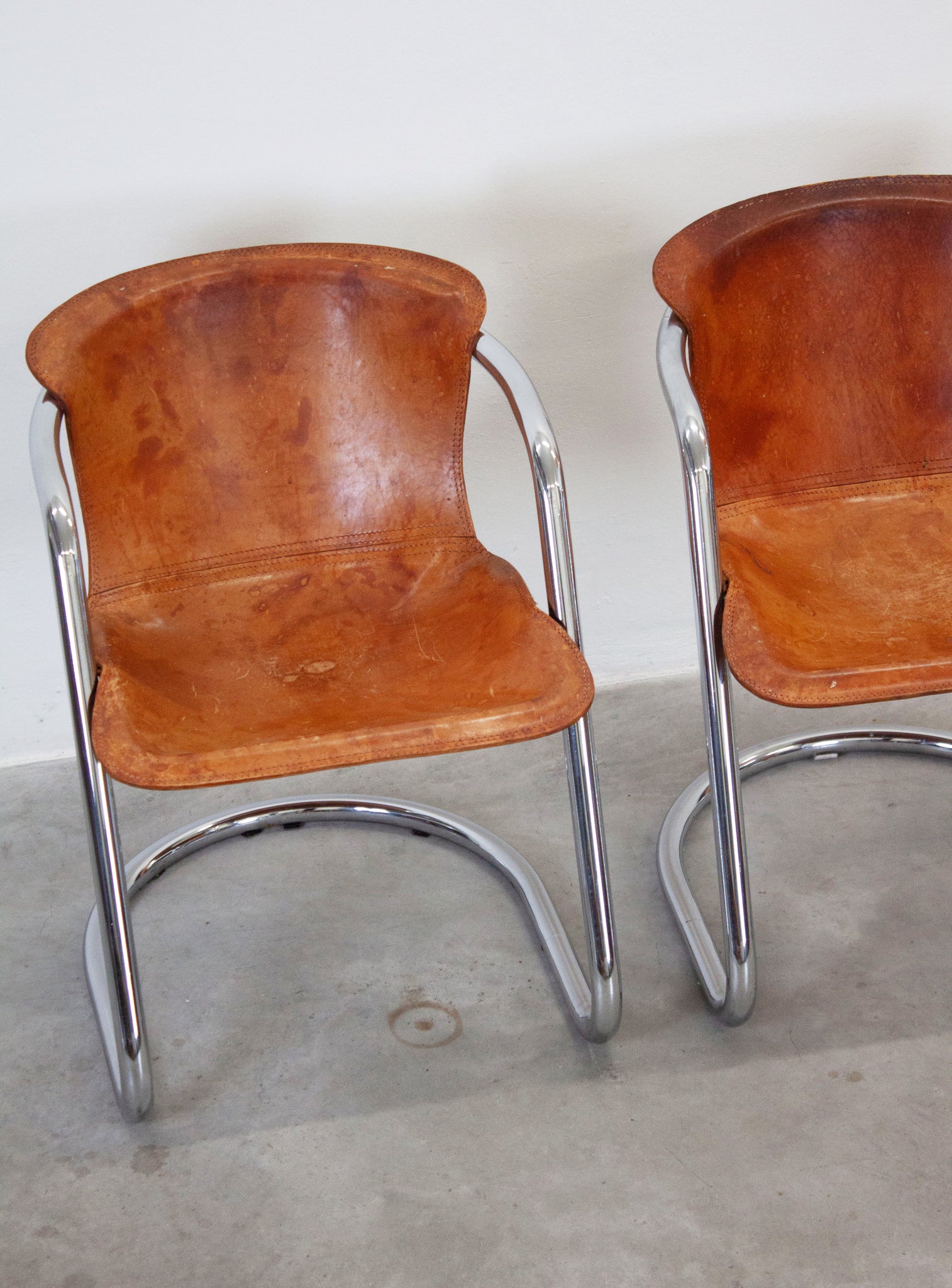 Metaform Tubular Chrome Dining Chairs (Cognac)