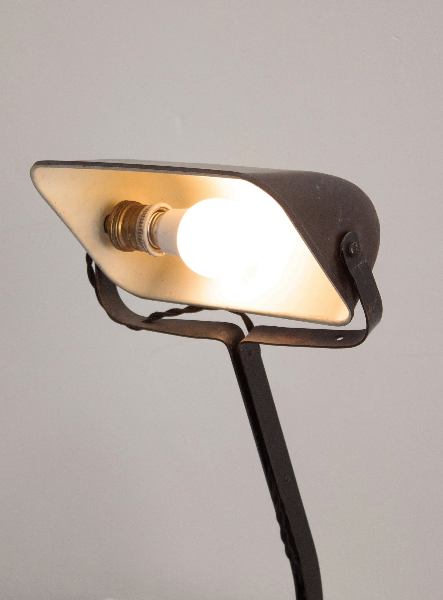 Erpe NM09 Desk Lamp (Black)