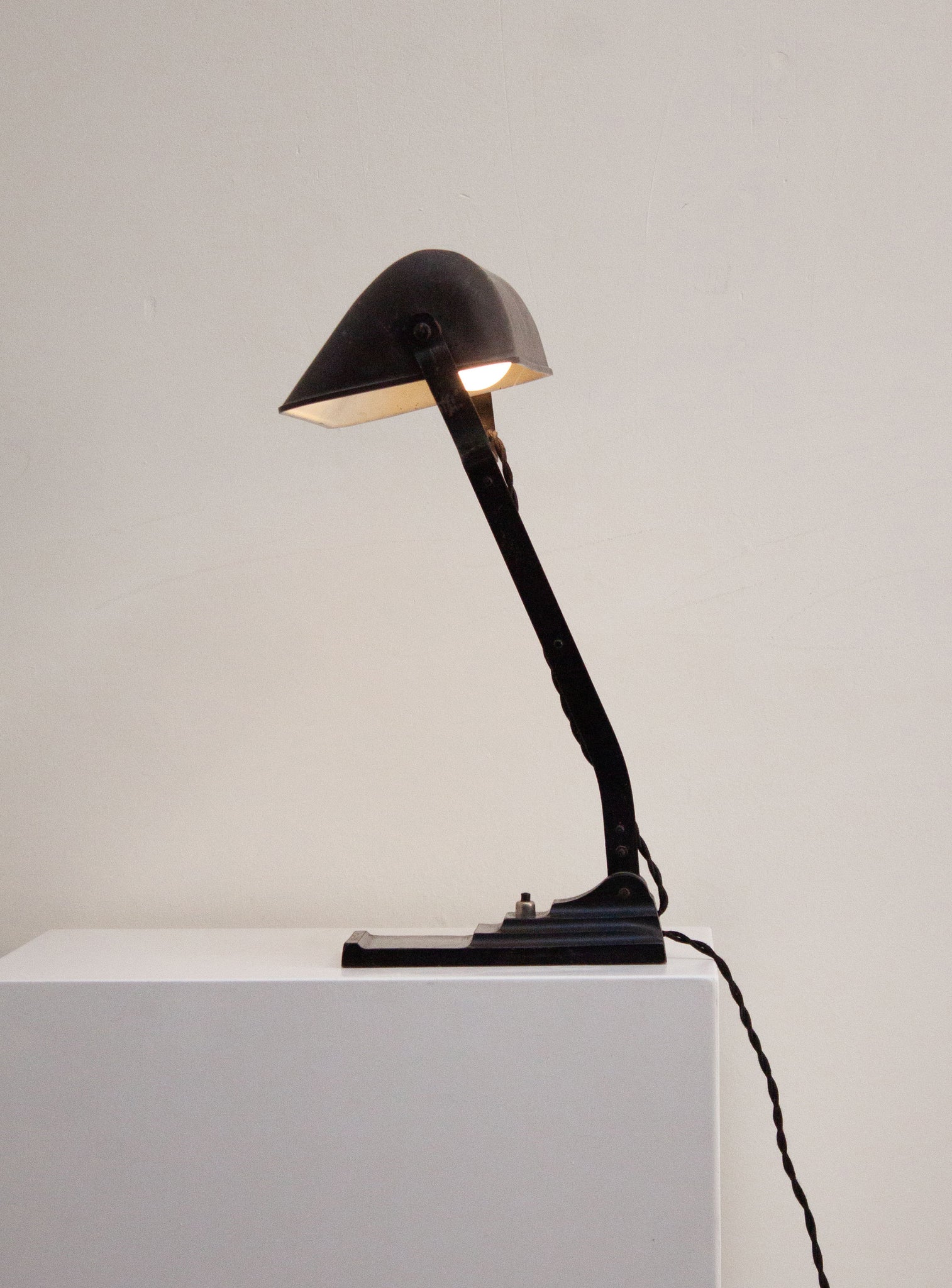 Erpe NM09 Desk Lamp (Black)