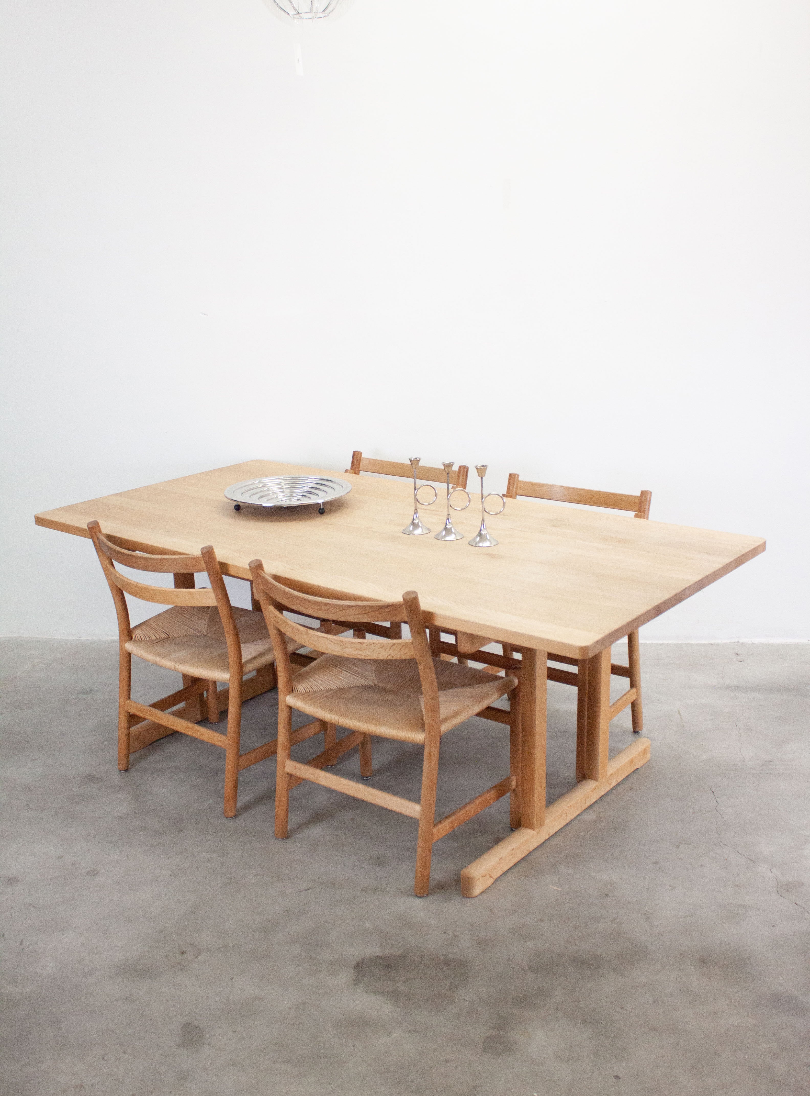Fredericia 6286 Shaker Dining Table by Børge Mogensen – JUKI Fredericia 6286 Shaker Dining Table by Børge Mogensen – JUKI