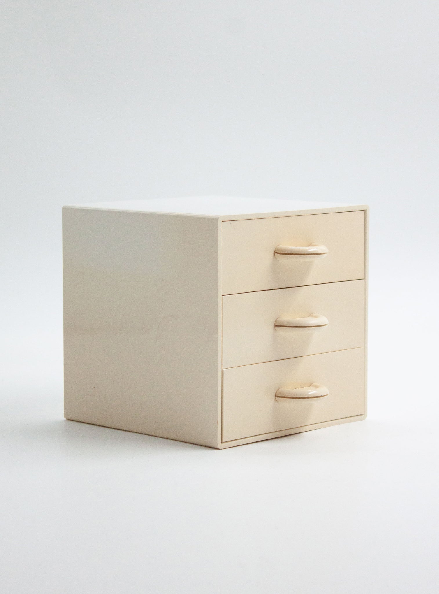 Gedy Small Jewellery Chest of Drawers by Makio Hasuike (Cream)