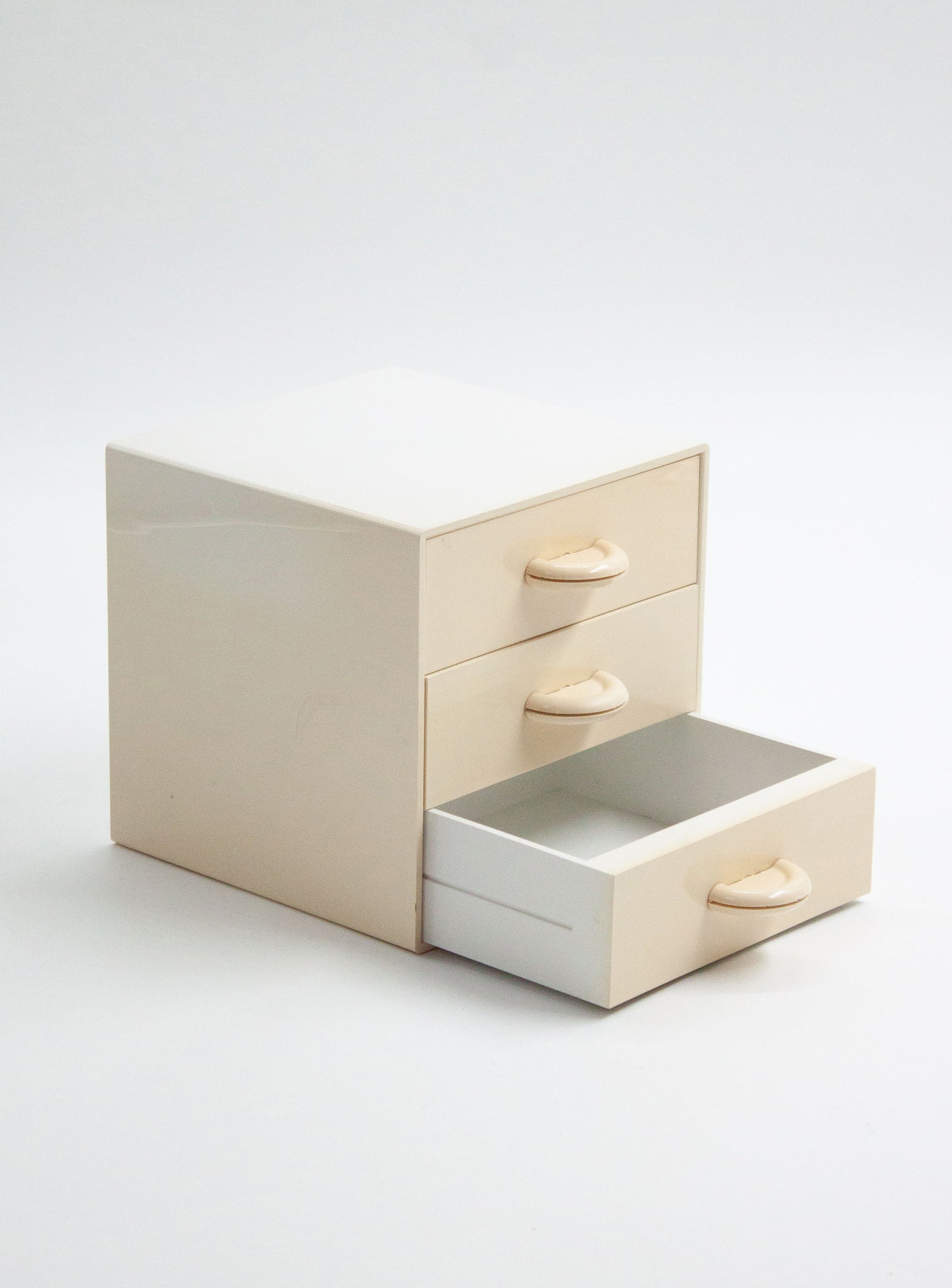 Gedy Small Jewellery Chest of Drawers by Makio Hasuike (Cream)