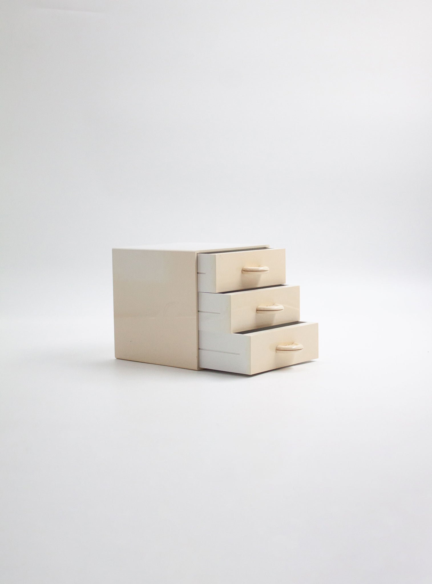 Gedy Small Jewellery Chest of Drawers by Makio Hasuike (Cream)