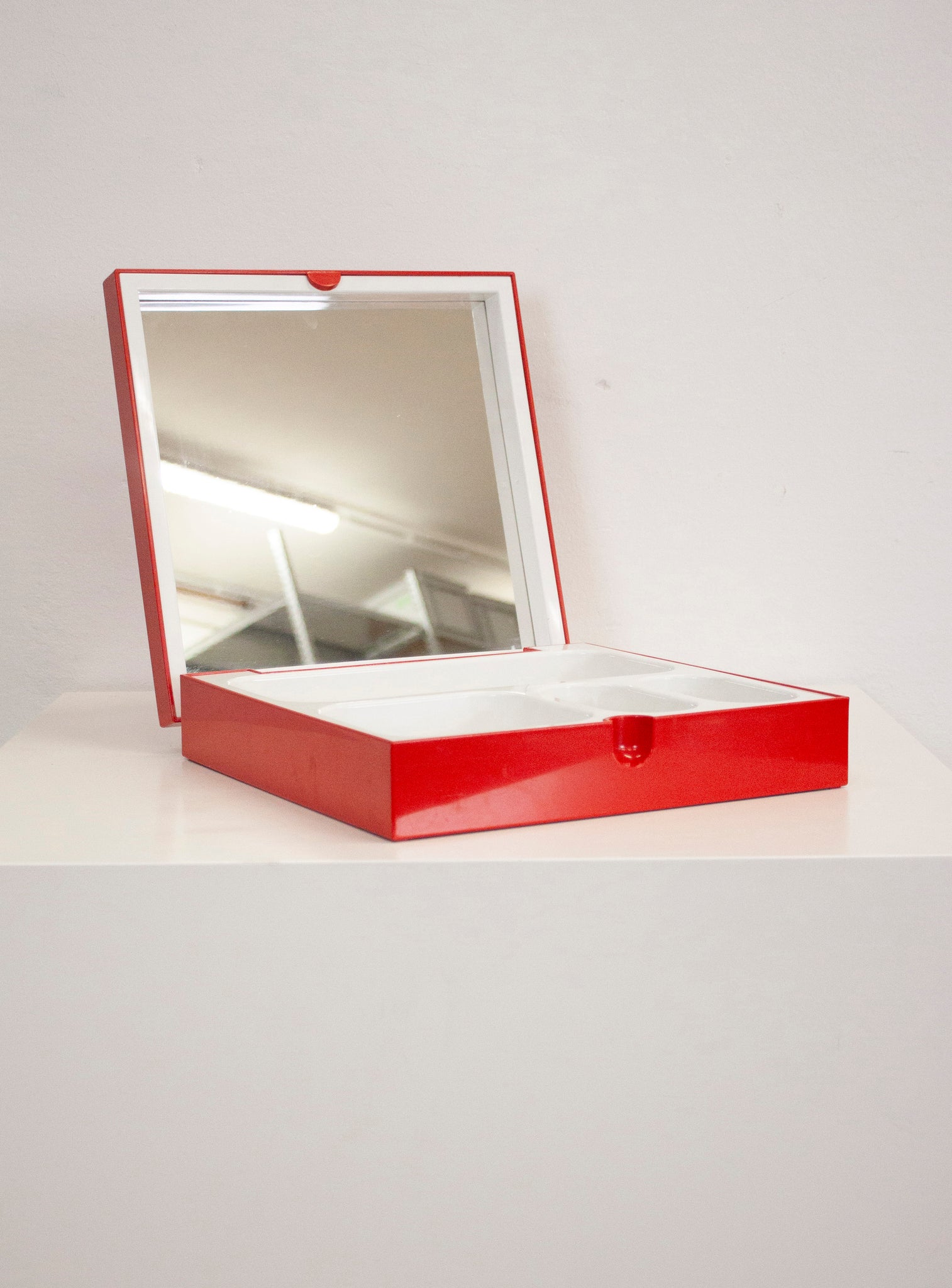 Gedy Vanity Box with Mirror by Makio Hasuike (Red)