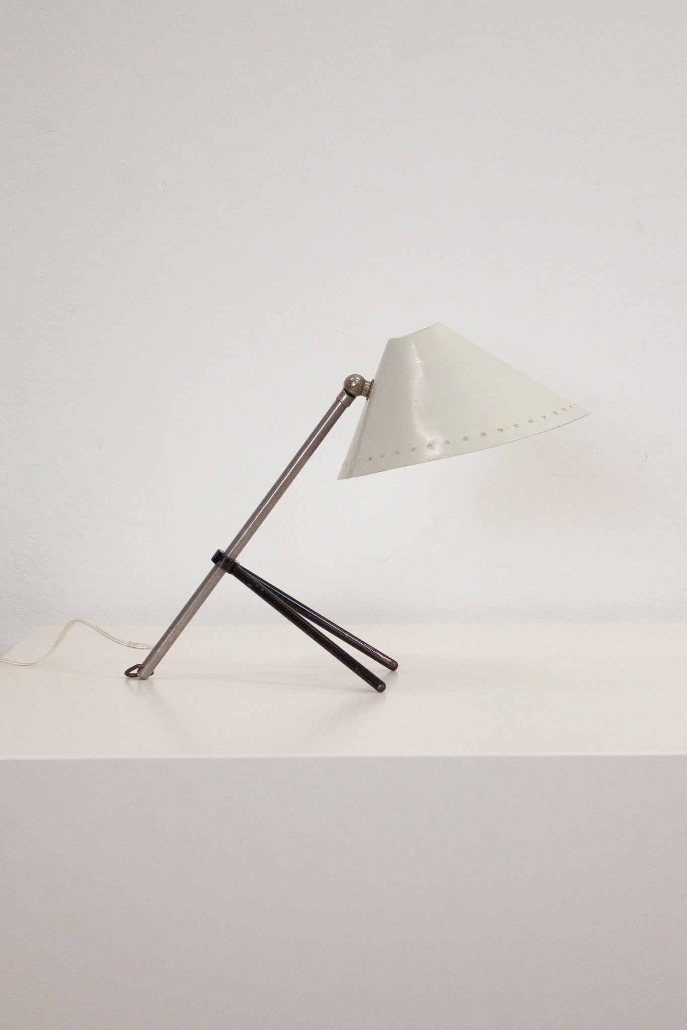 Hala Pinocchio Desk Lamp by H. Busquet (White)