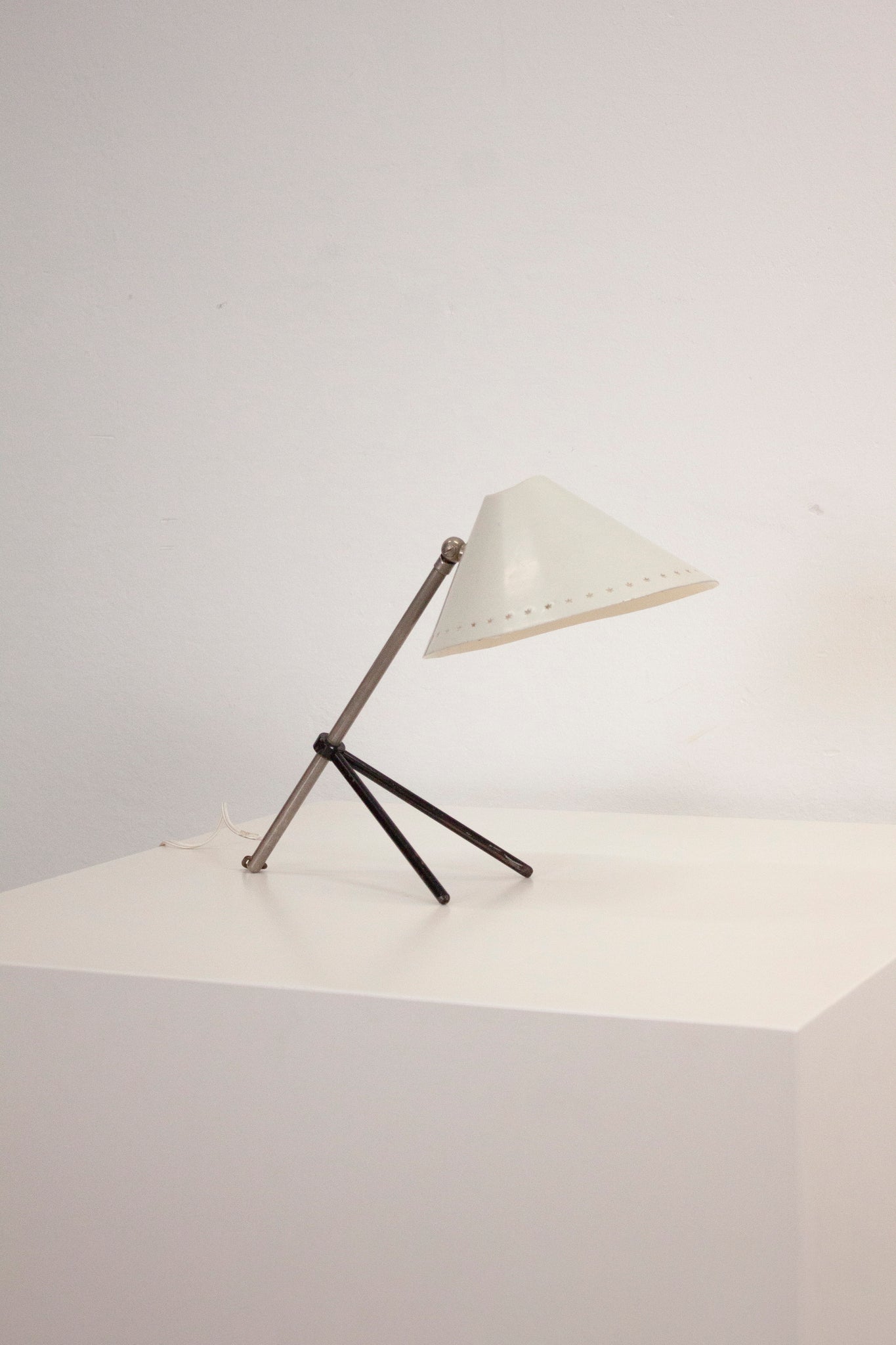 Hala Pinocchio Desk Lamp by H. Busquet (White)