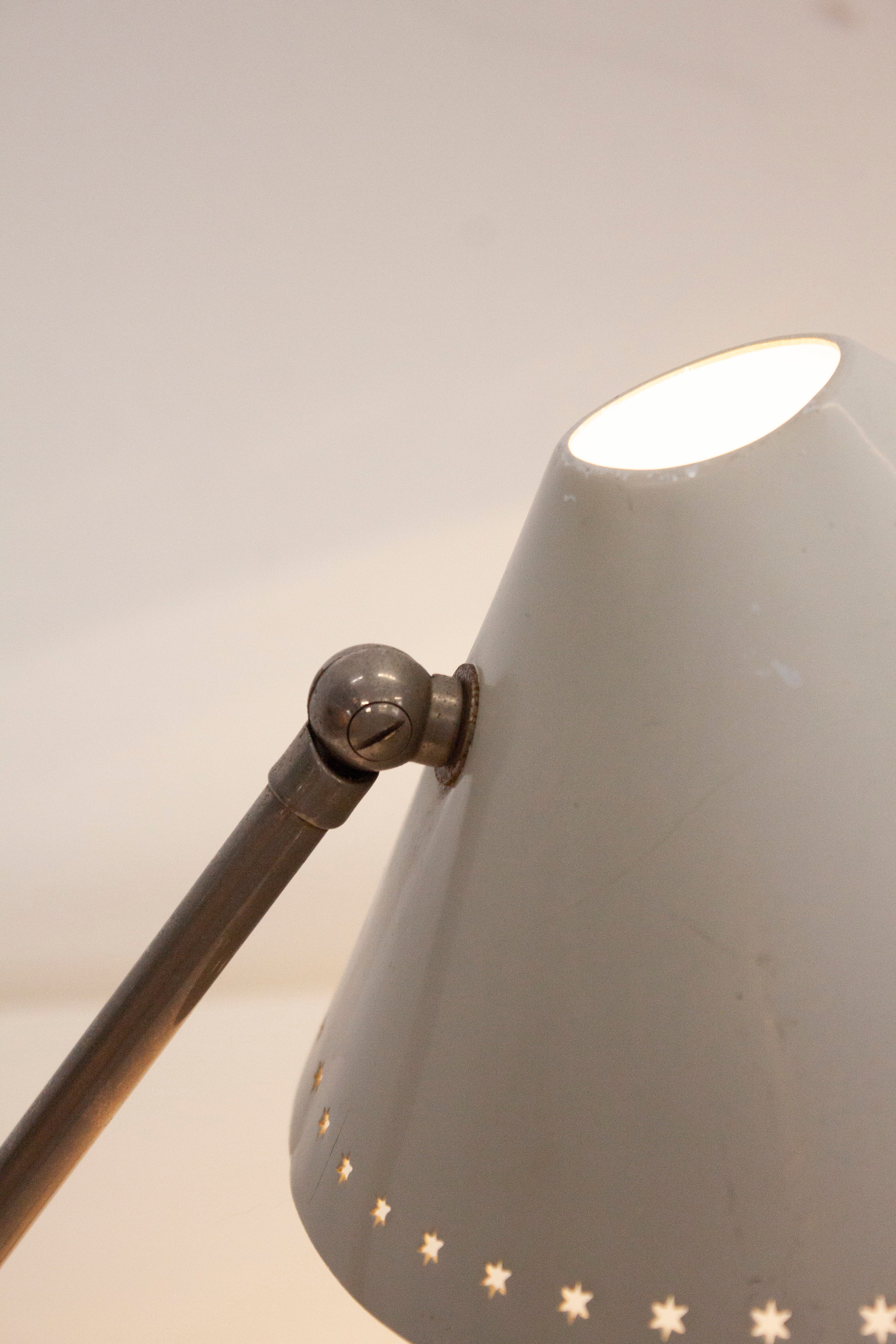 Hala Pinocchio Desk Lamp by H. Busquet (White) – JUKI AMSTERDAM