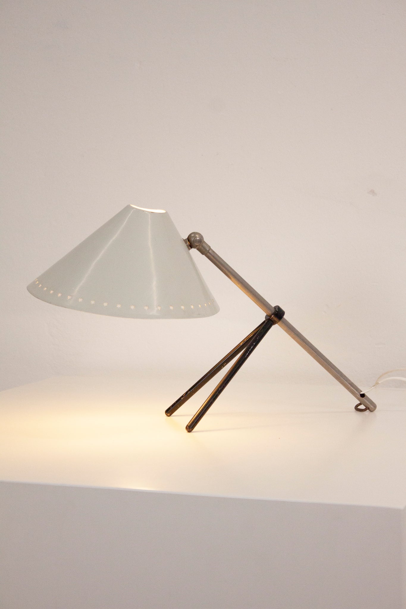 Hala Pinocchio Desk Lamp by H. Busquet (White)