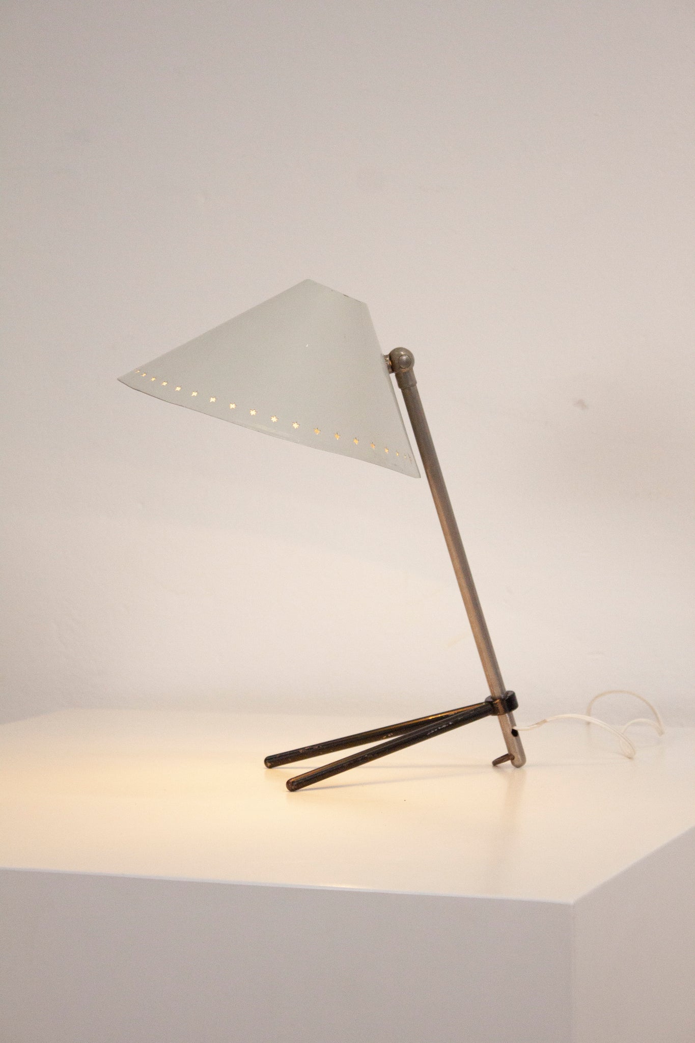 Hala Pinocchio Desk Lamp by H. Busquet (White)