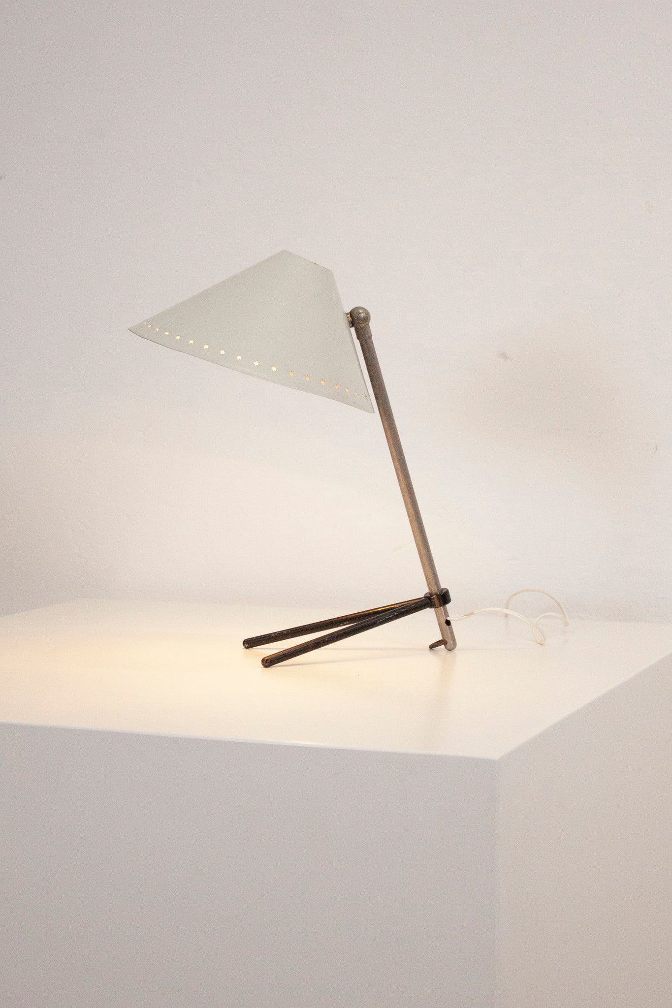 Hala Pinocchio Desk Lamp by H. Busquet (White)