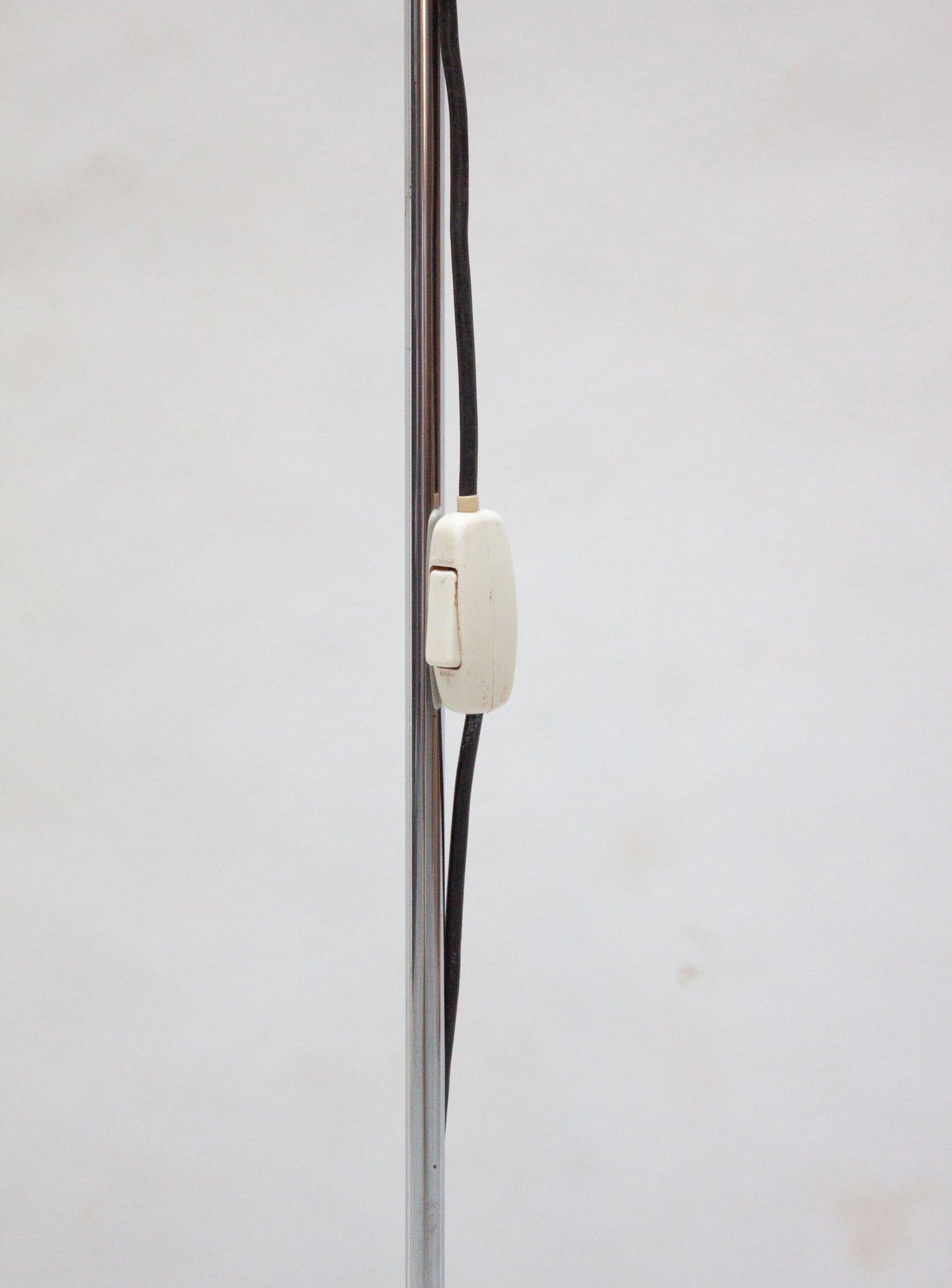 Herda Floor Lamp (Black)