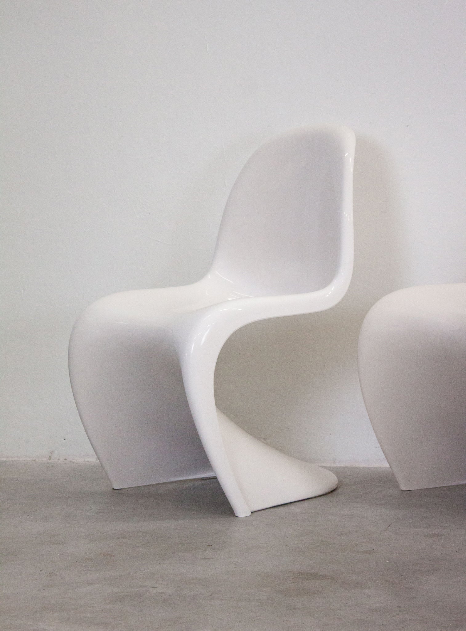 Herman Miller Panton Chair by Verner Panton (White)