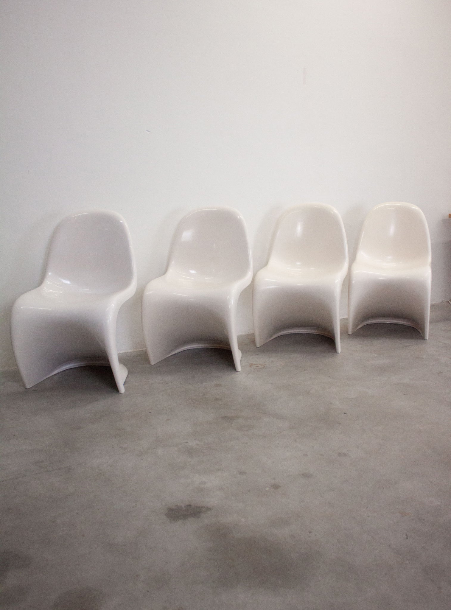 Herman Miller Panton Chair by Verner Panton (White)