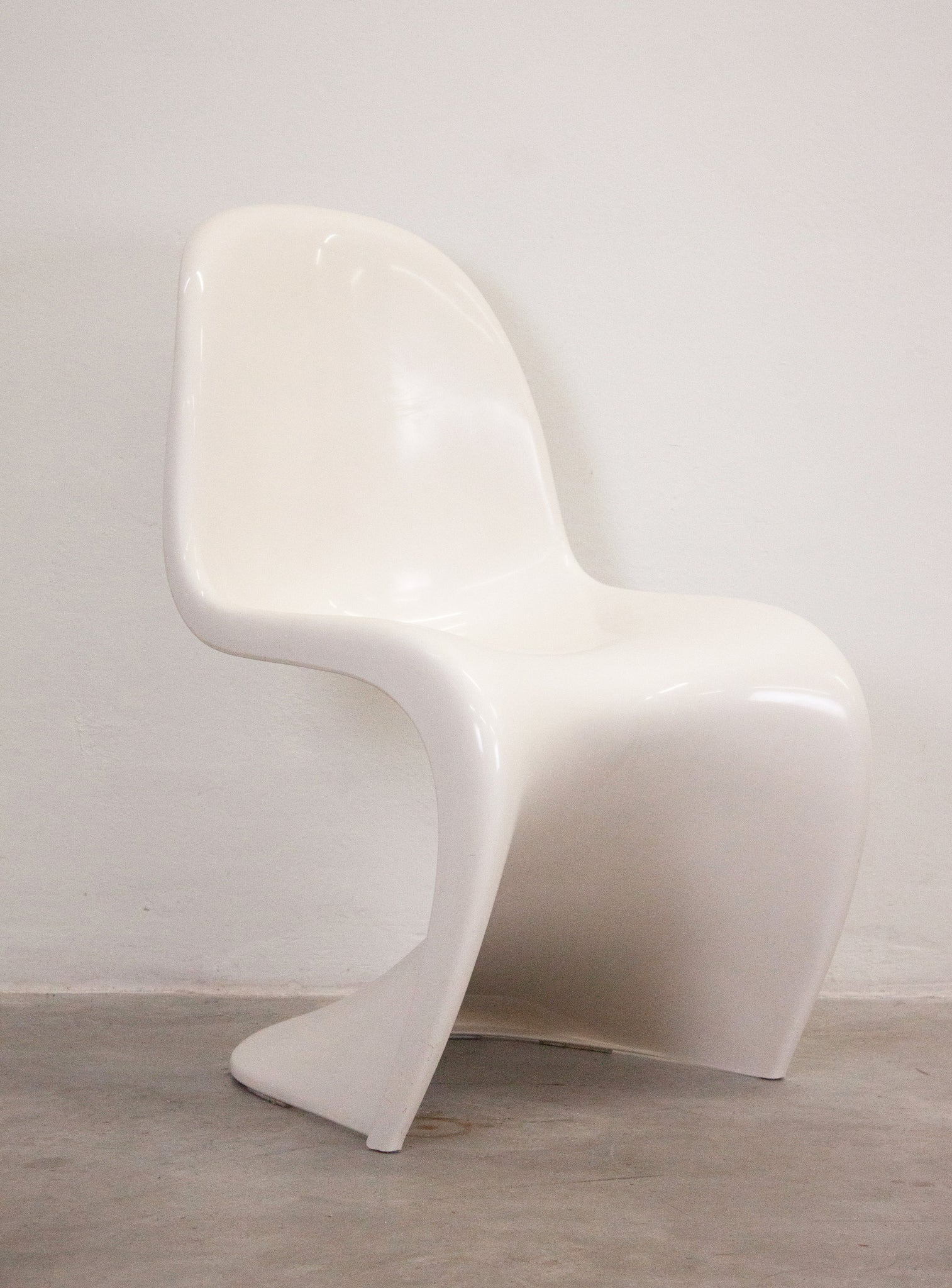 Herman Miller Panton Chair by Verner Panton (White)