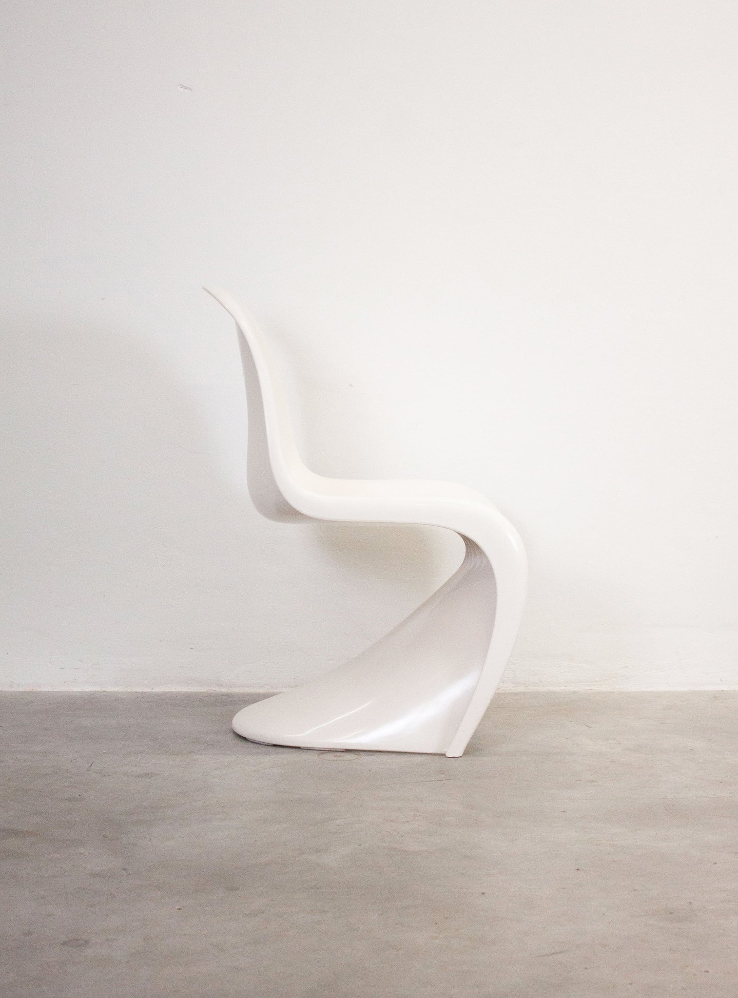 Herman Miller Panton Chair by Verner Panton (White)