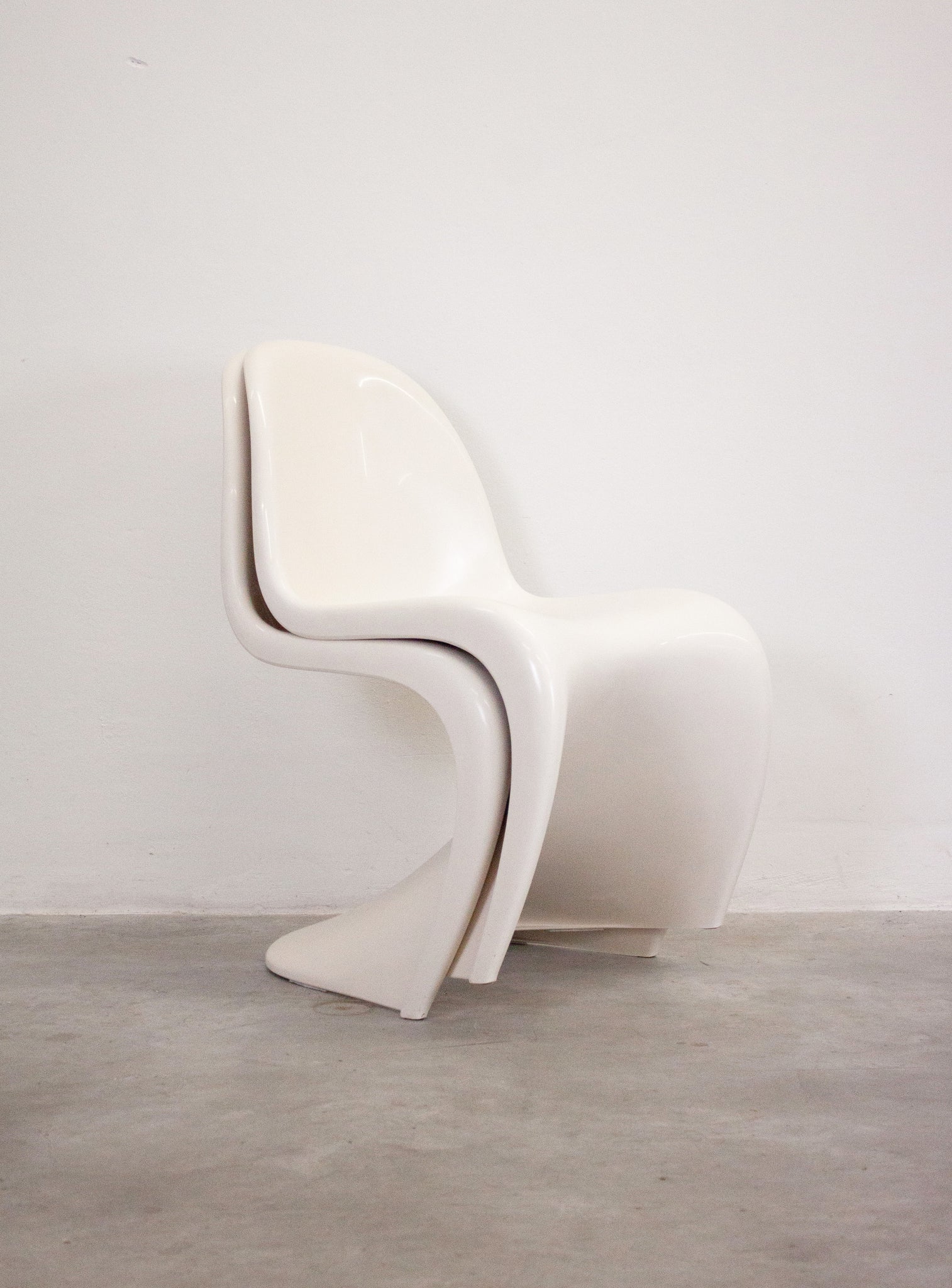 Herman Miller Panton Chair by Verner Panton (White)