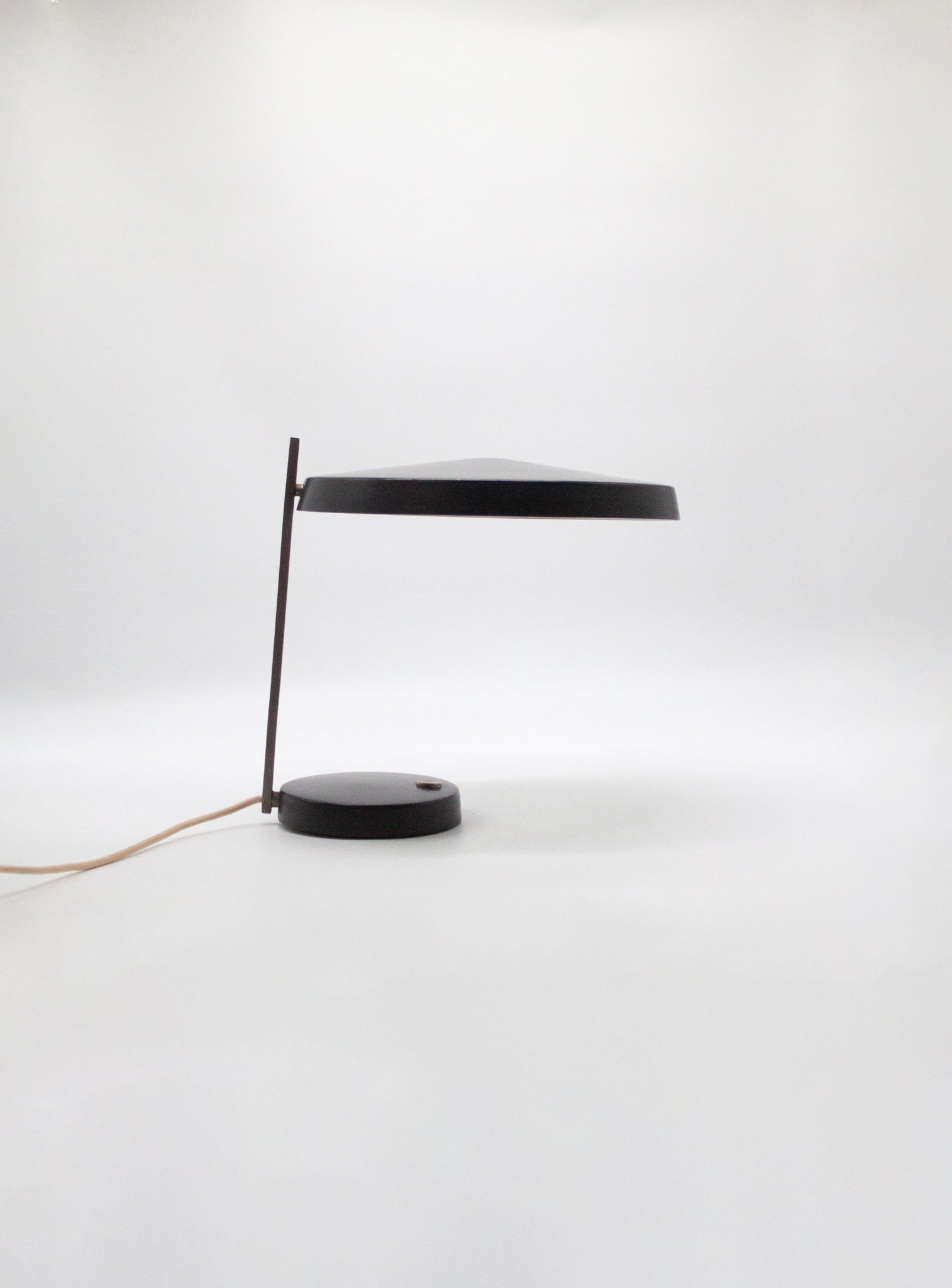 Hillebrand Oslo Table Lamp by Heinz Pfaender (Black)