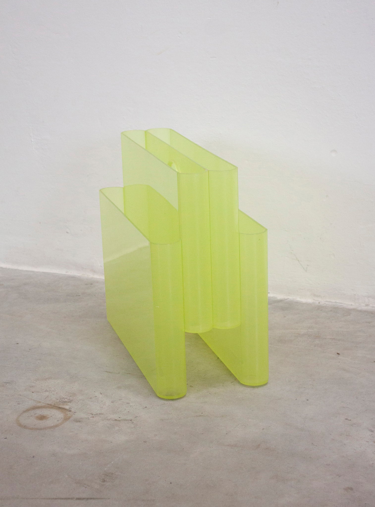 Kartell Magazine Rack by Giotto Stoppino (Neon Green)