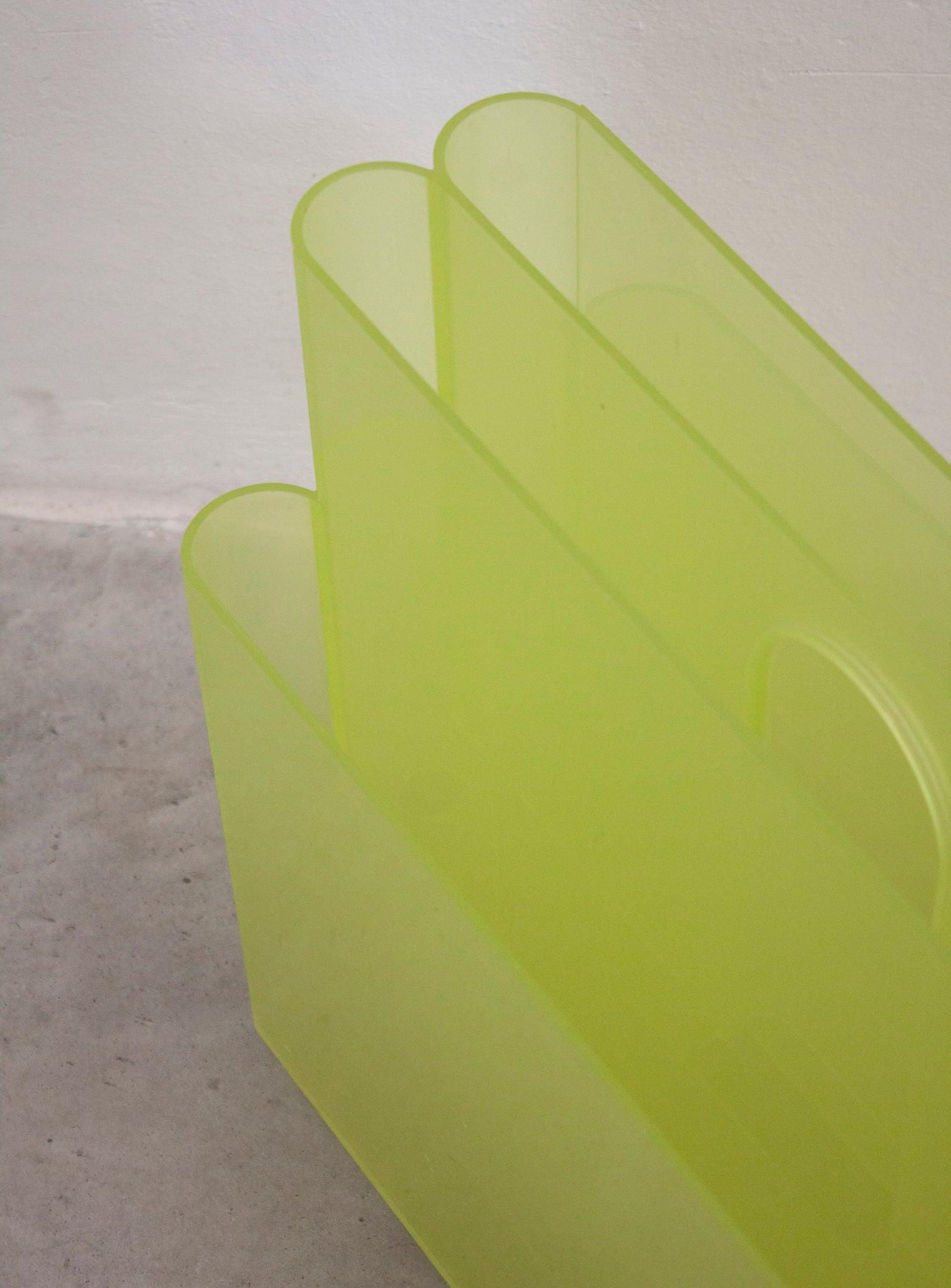 Kartell Magazine Rack by Giotto Stoppino (Neon Green)