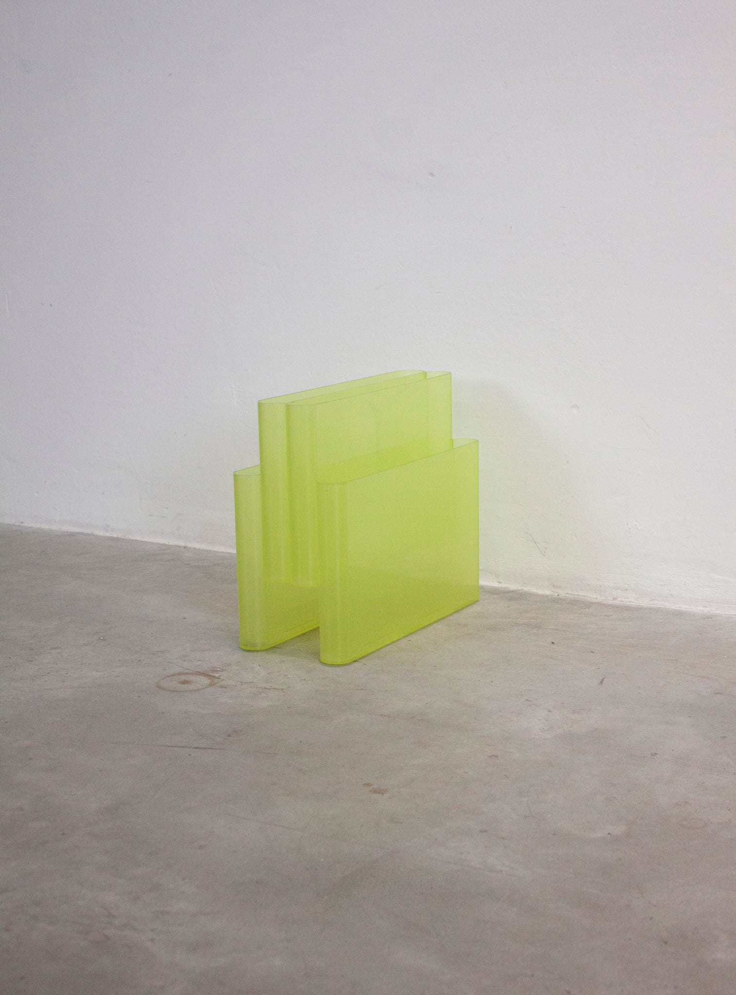 Kartell Magazine Rack by Giotto Stoppino (Neon Green)