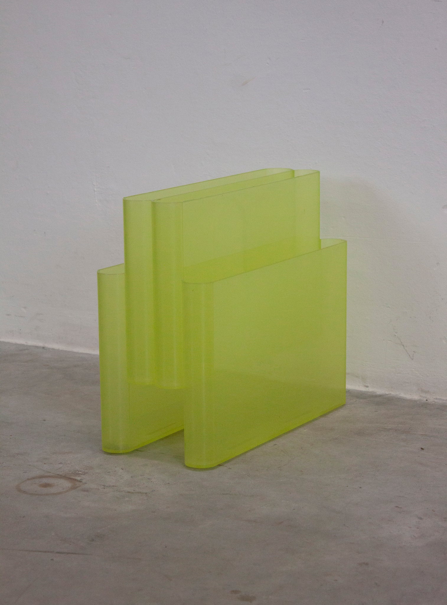 Kartell Magazine Rack by Giotto Stoppino (Neon Green)