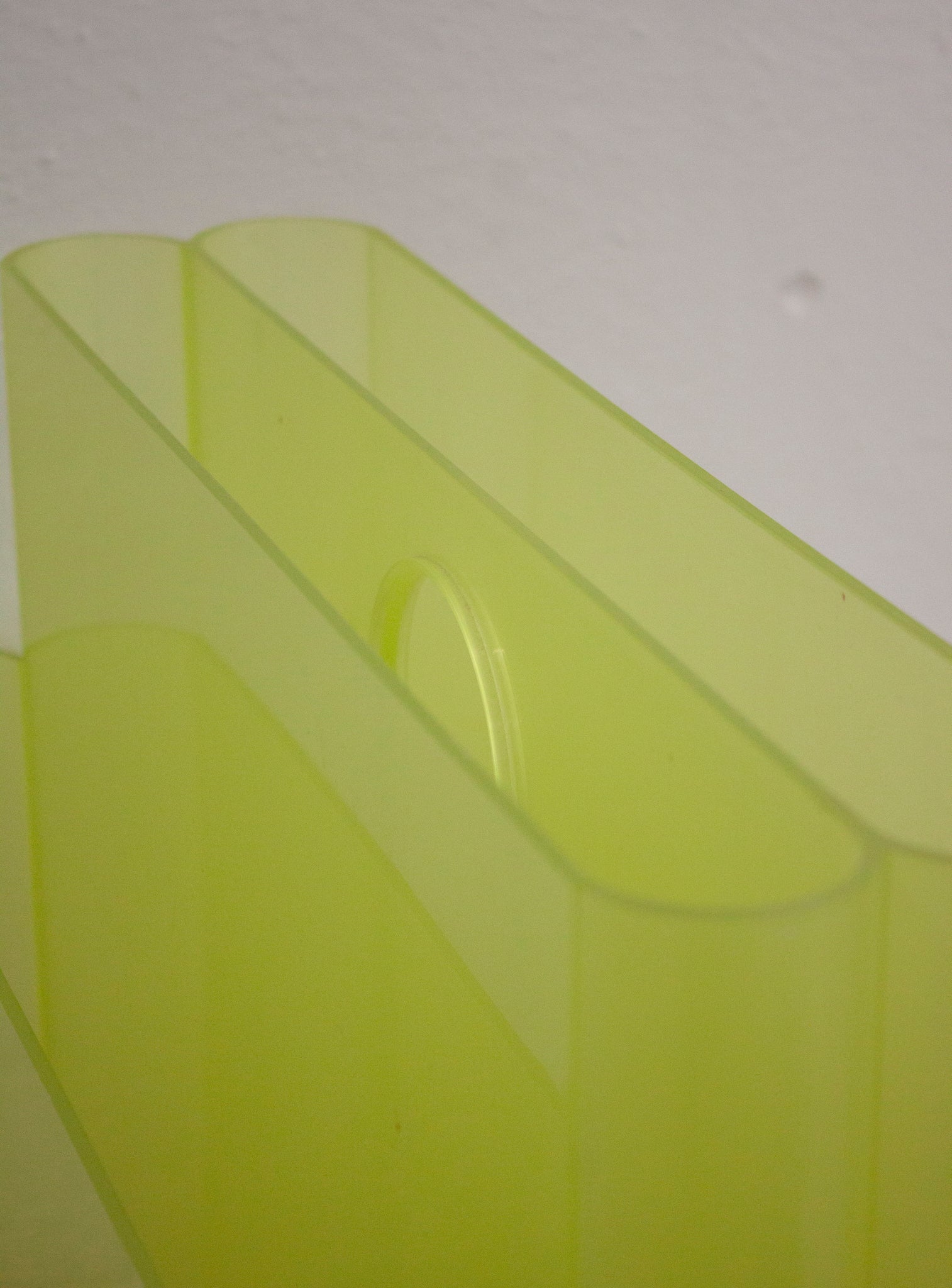 Kartell Magazine Rack by Giotto Stoppino (Neon Green)