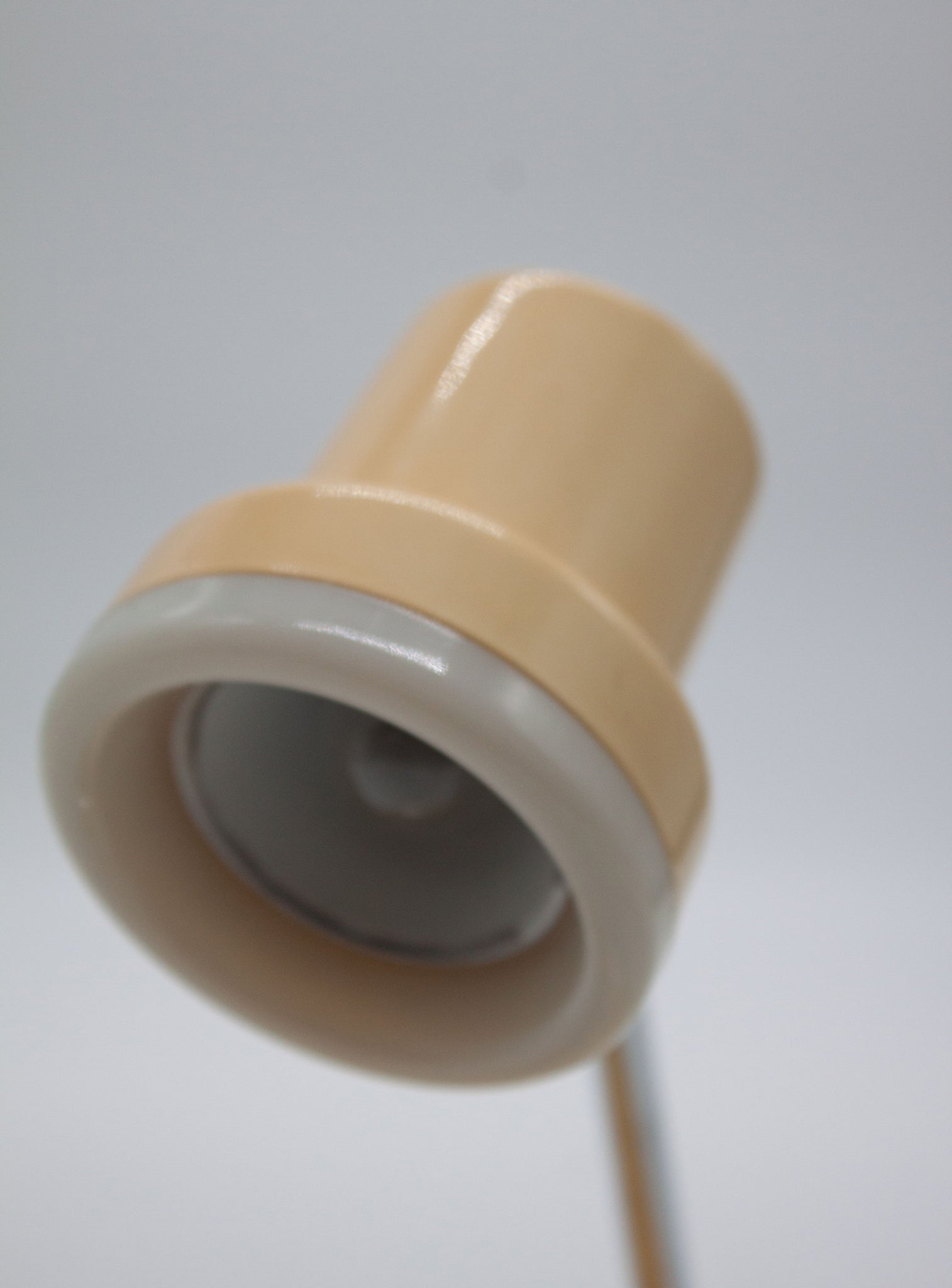 Kreo-Lite NA-121 Telescopic Desk Lamp (Cream)