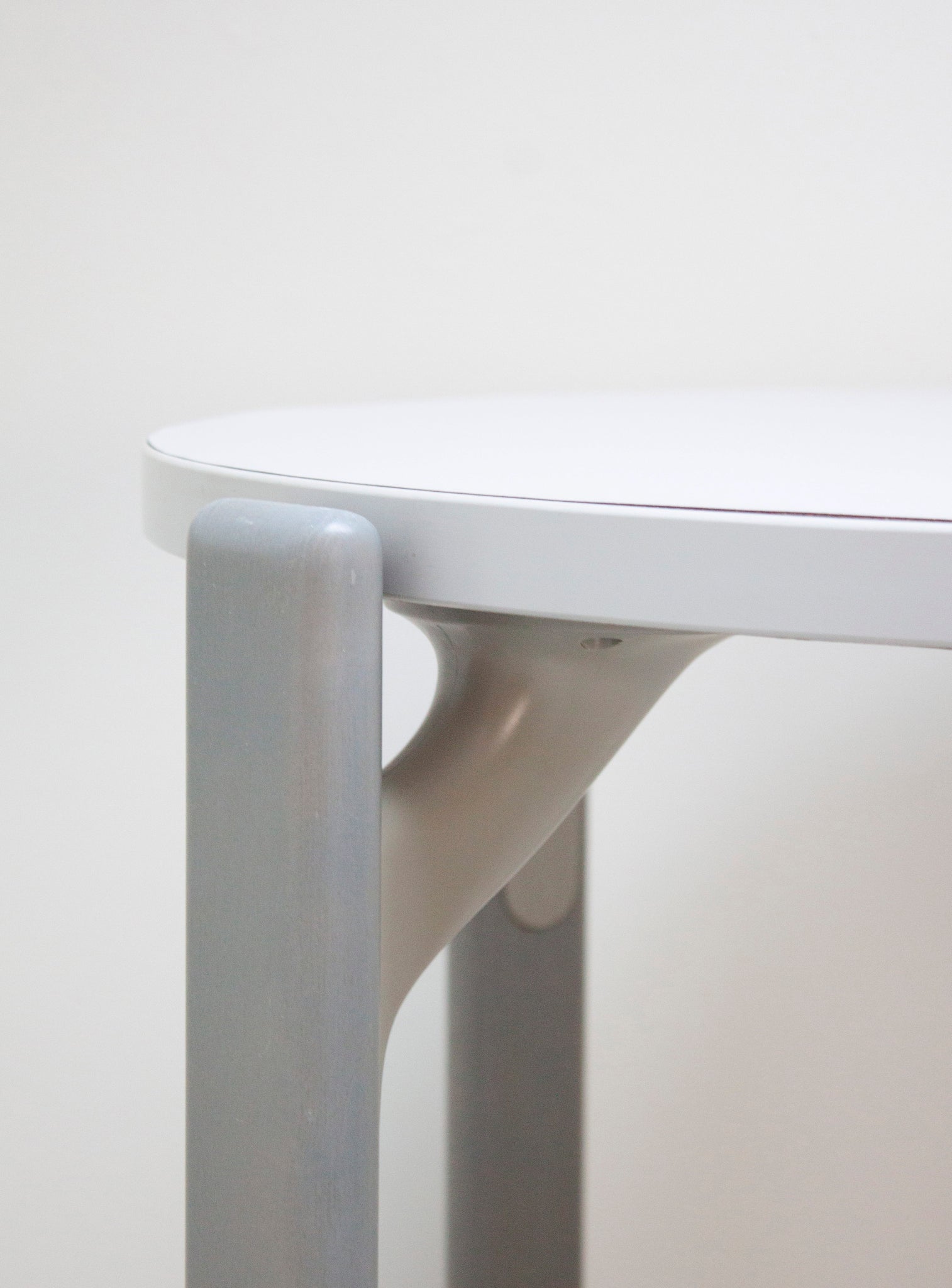 Kusch+Co Rey Dining Table by Bruno Rey (Ø70)