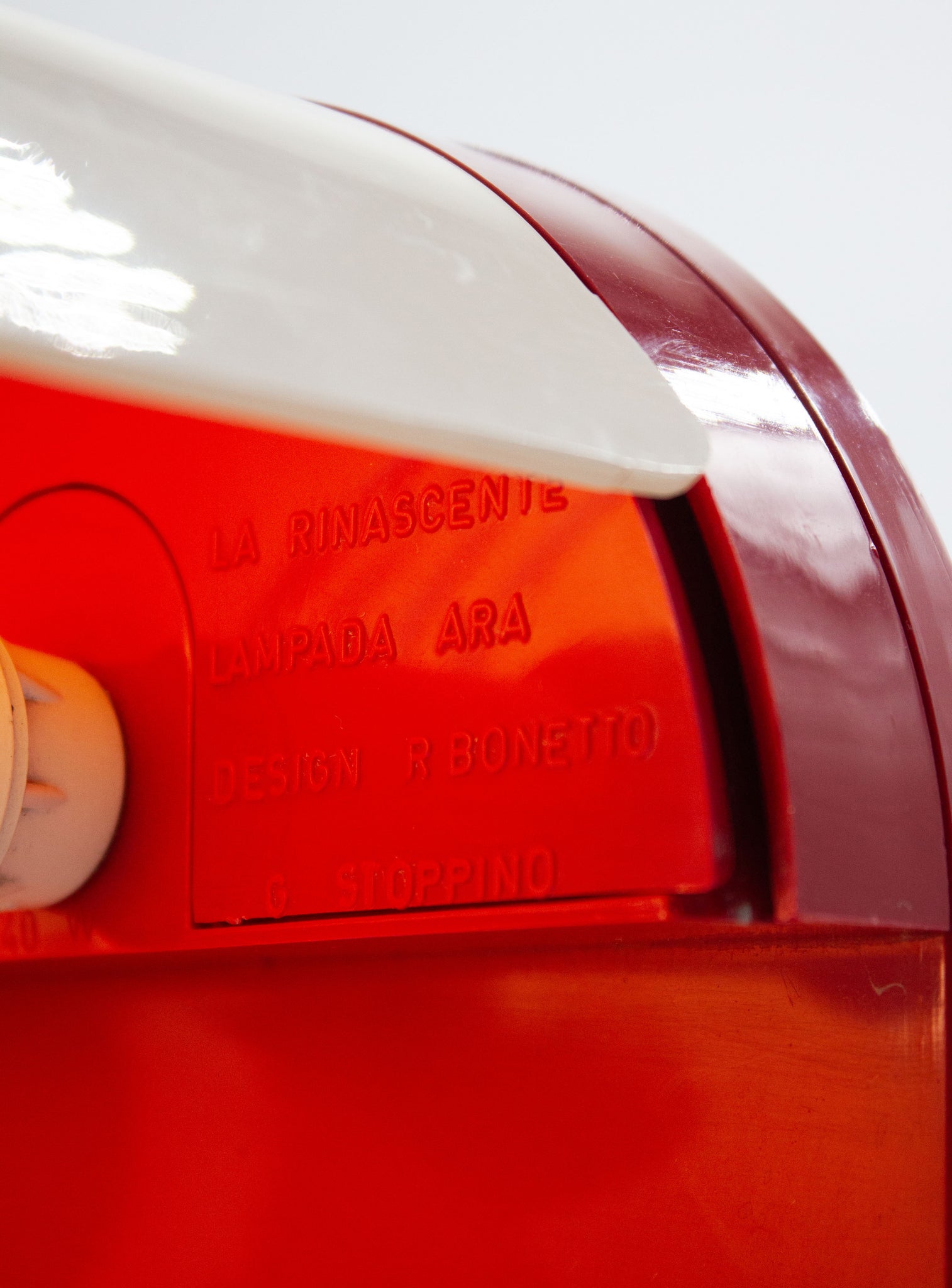 La Rinascente Ara Desk Lamp by Giotto Stoppino & Rodolfo Bonetto (Red)