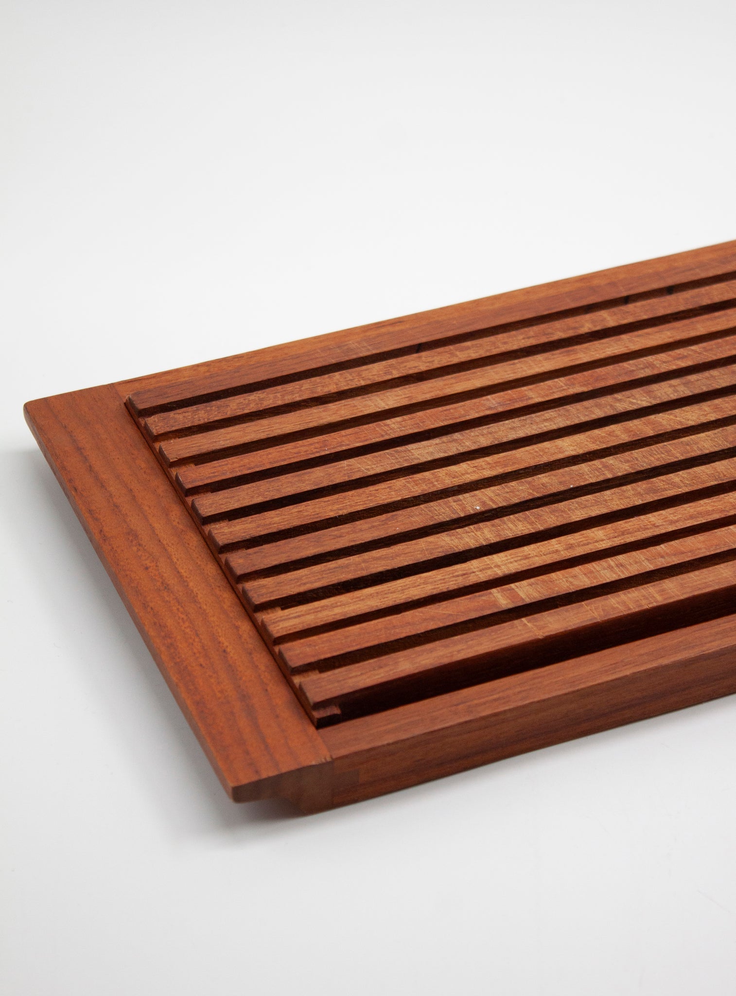 Lindholm Finland Teak Bread Cutting Board