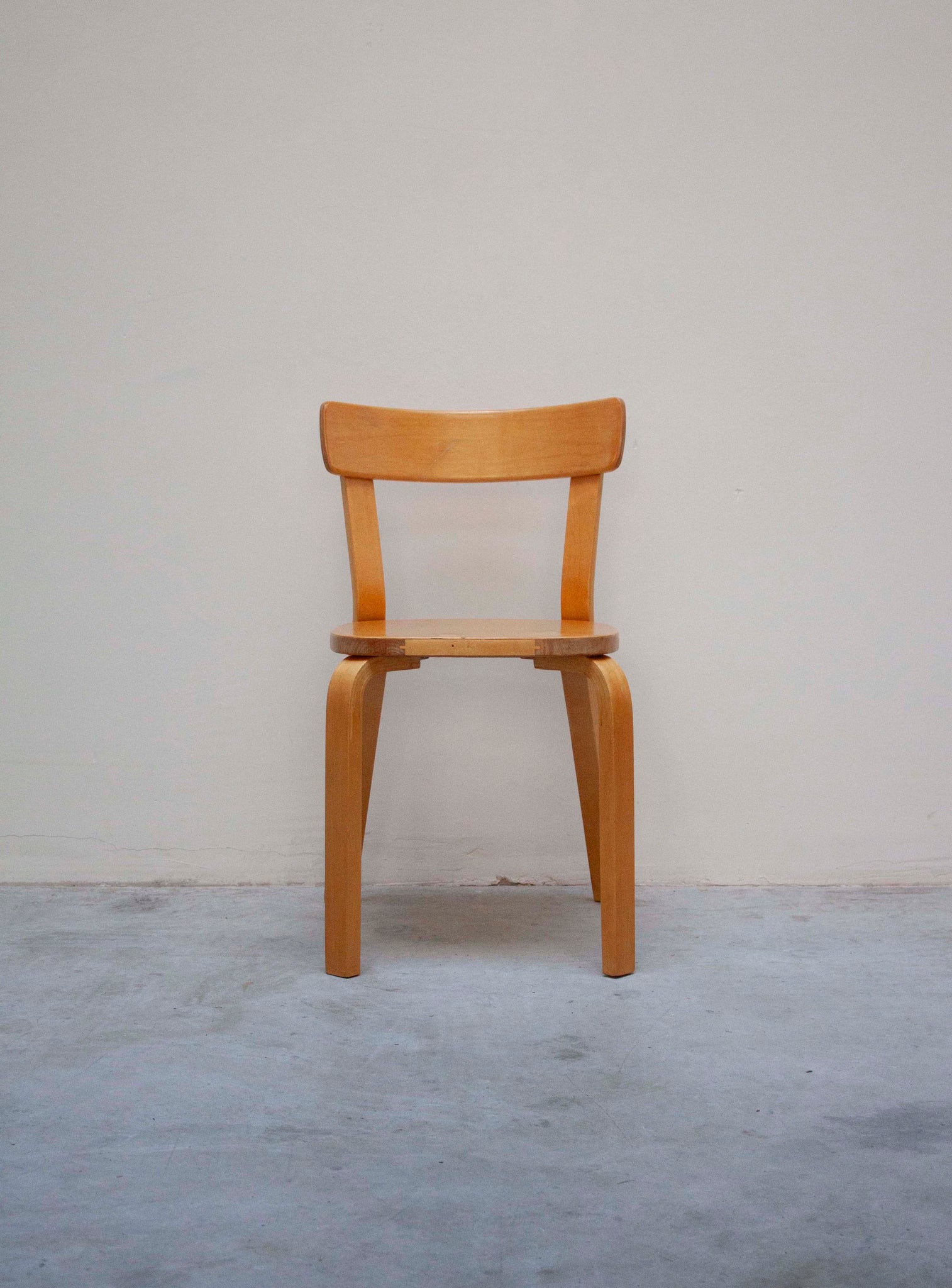 Artek Model 69 Chairs by Alvar Aalto (Birch)