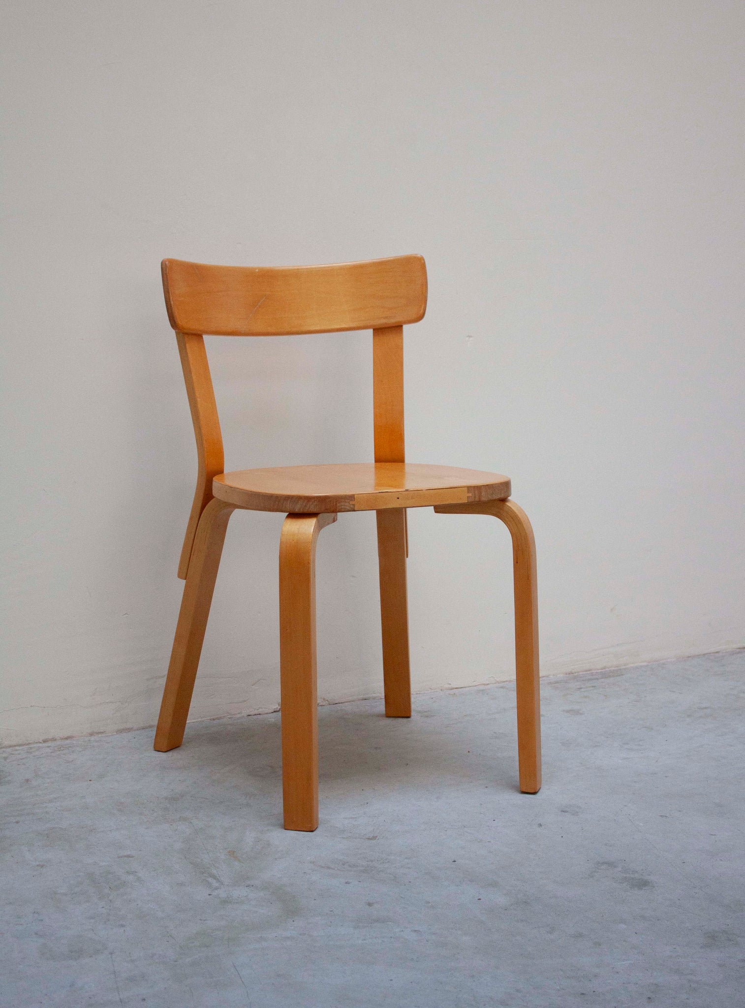 Artek Model 69 Chairs by Alvar Aalto (Birch)
