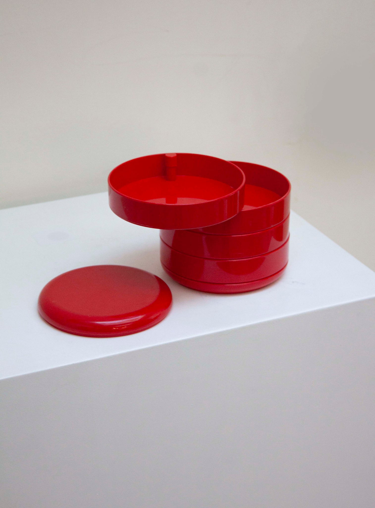 Rexite 900 Multiplor Desk Organizer by Rino Pirovano (Red)