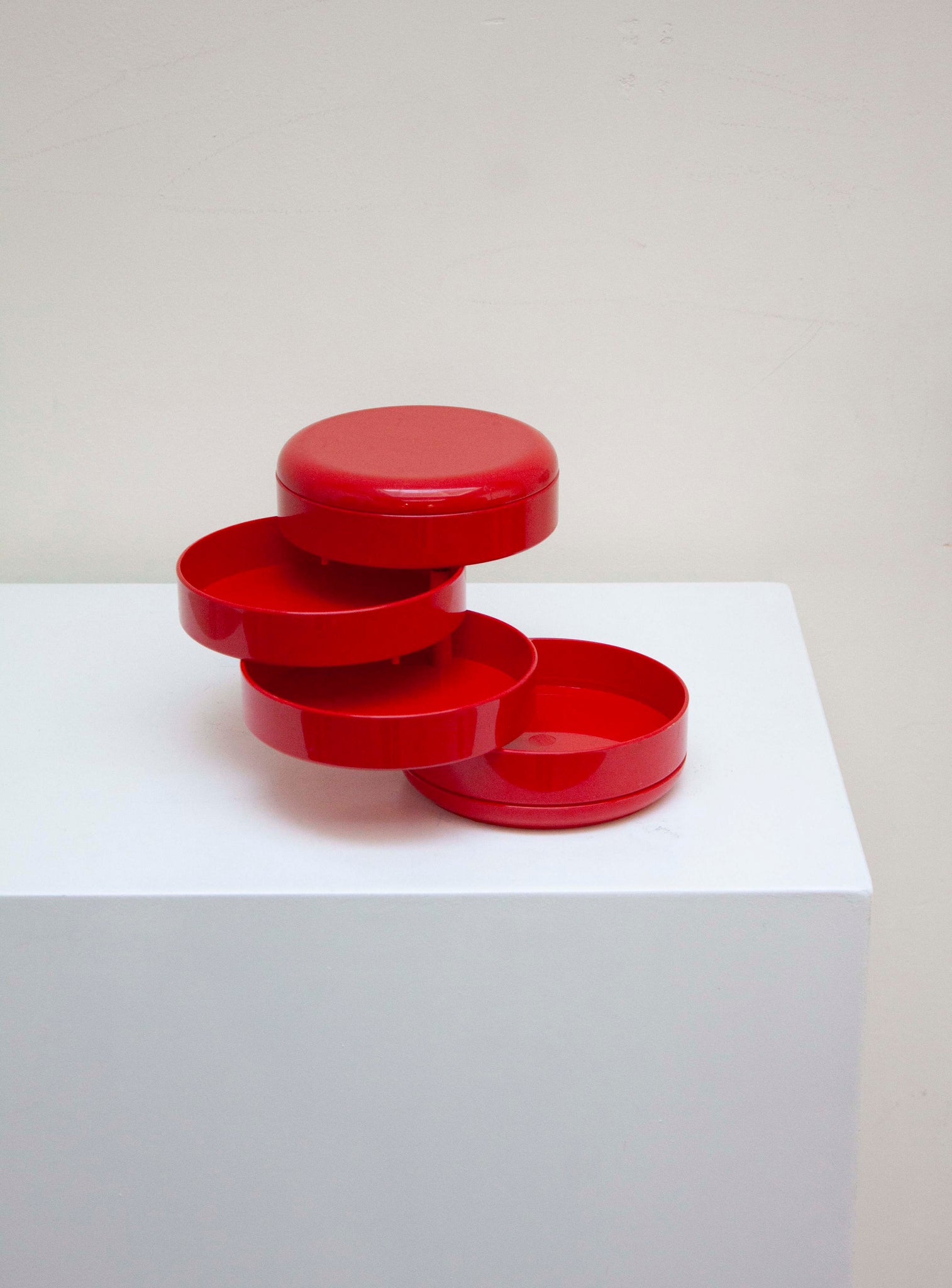 Rexite 900 Multiplor Desk Organizer by Rino Pirovano (Red)