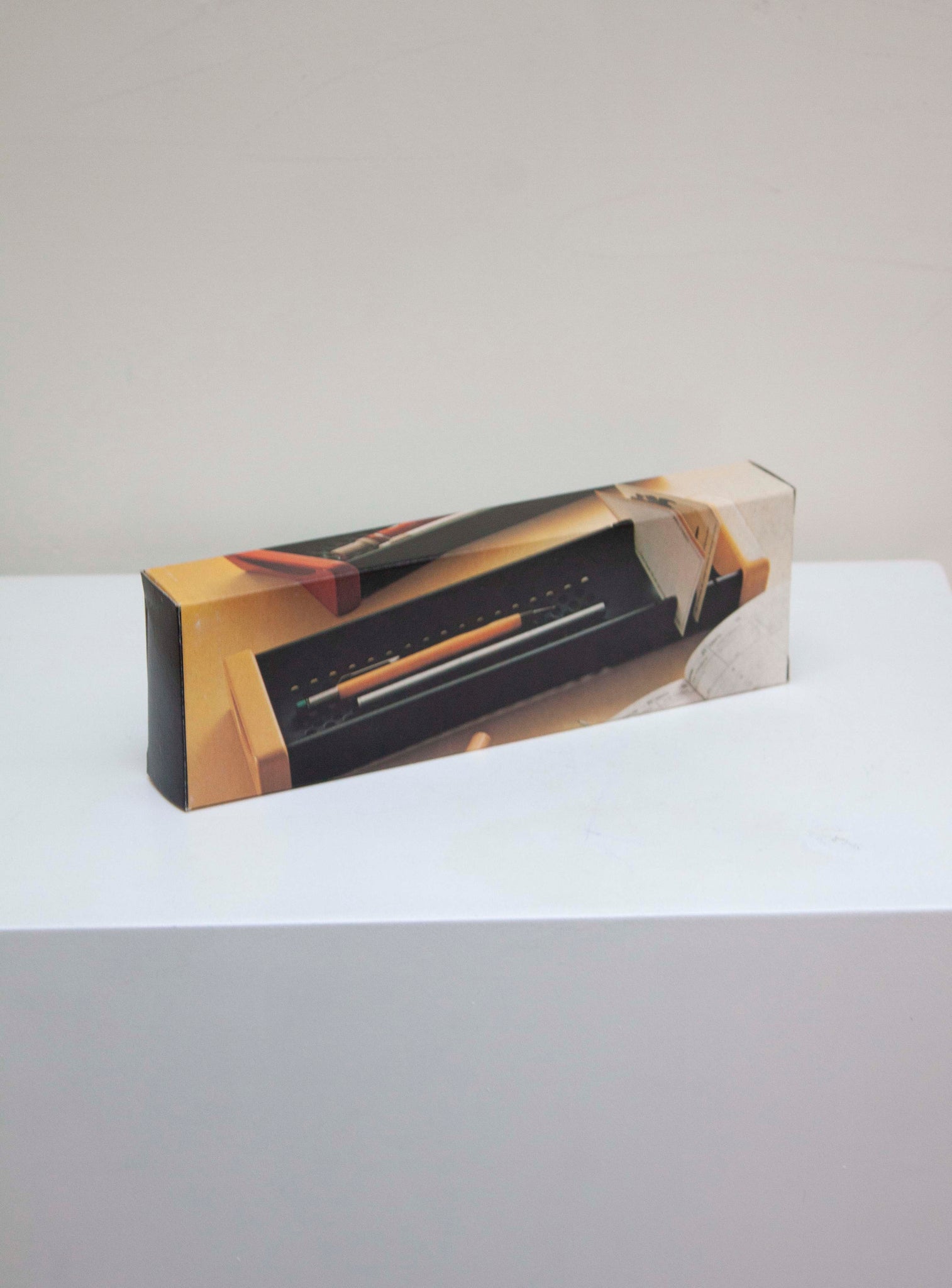 Rexite Slim 924 Portapenne Desk Organizer by Raul Barbieri & Giorgio Marianelli (Red)