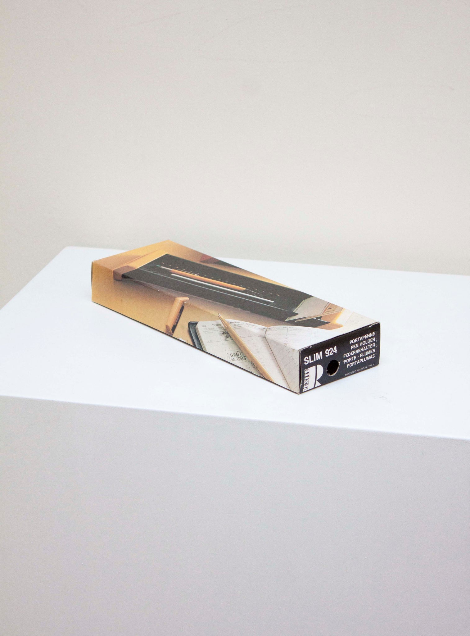 Rexite Slim 924 Portapenne Desk Organizer by Raul Barbieri & Giorgio Marianelli (Red)