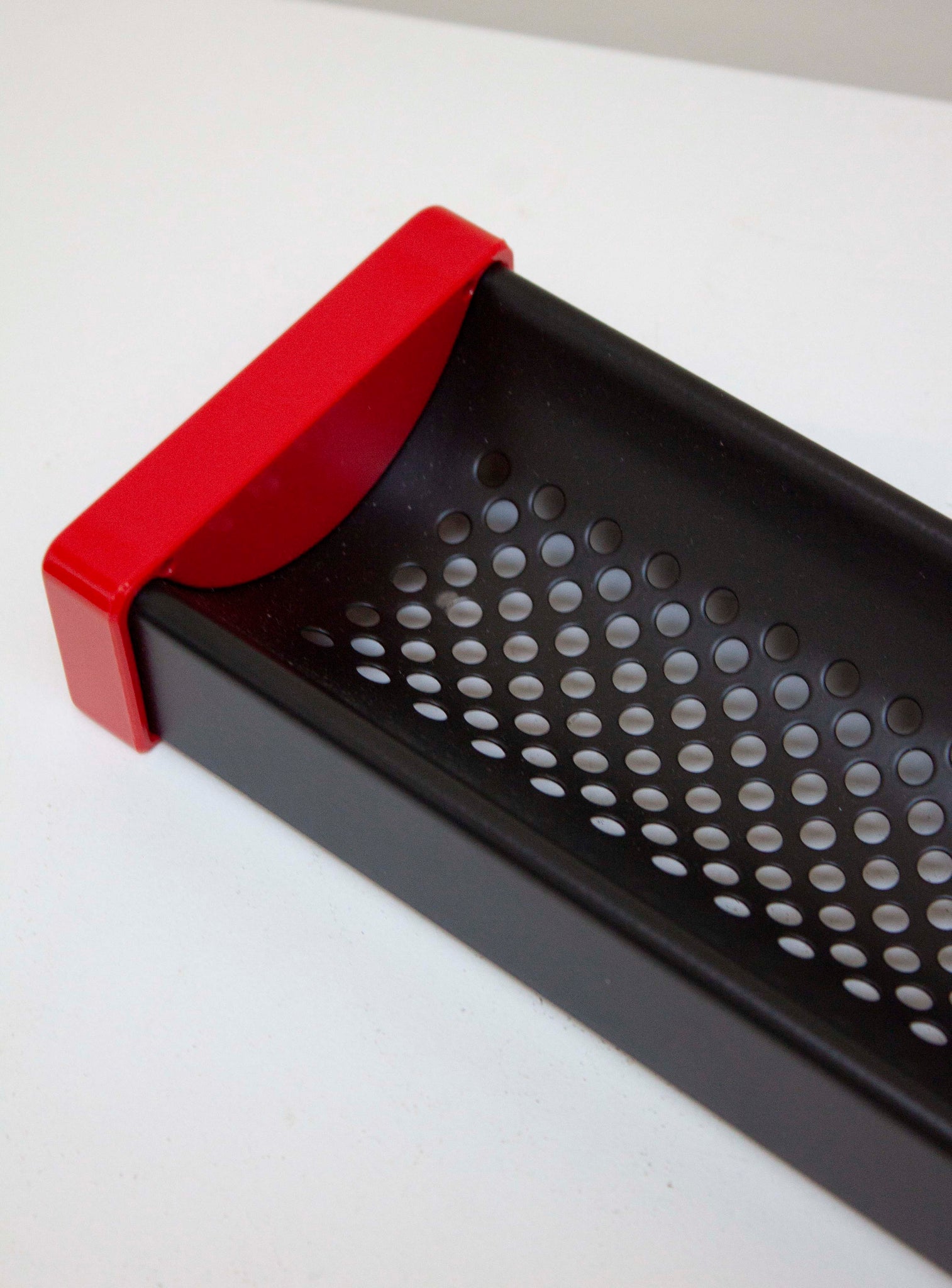 Rexite Slim 924 Portapenne Desk Organizer by Raul Barbieri & Giorgio Marianelli (Red)