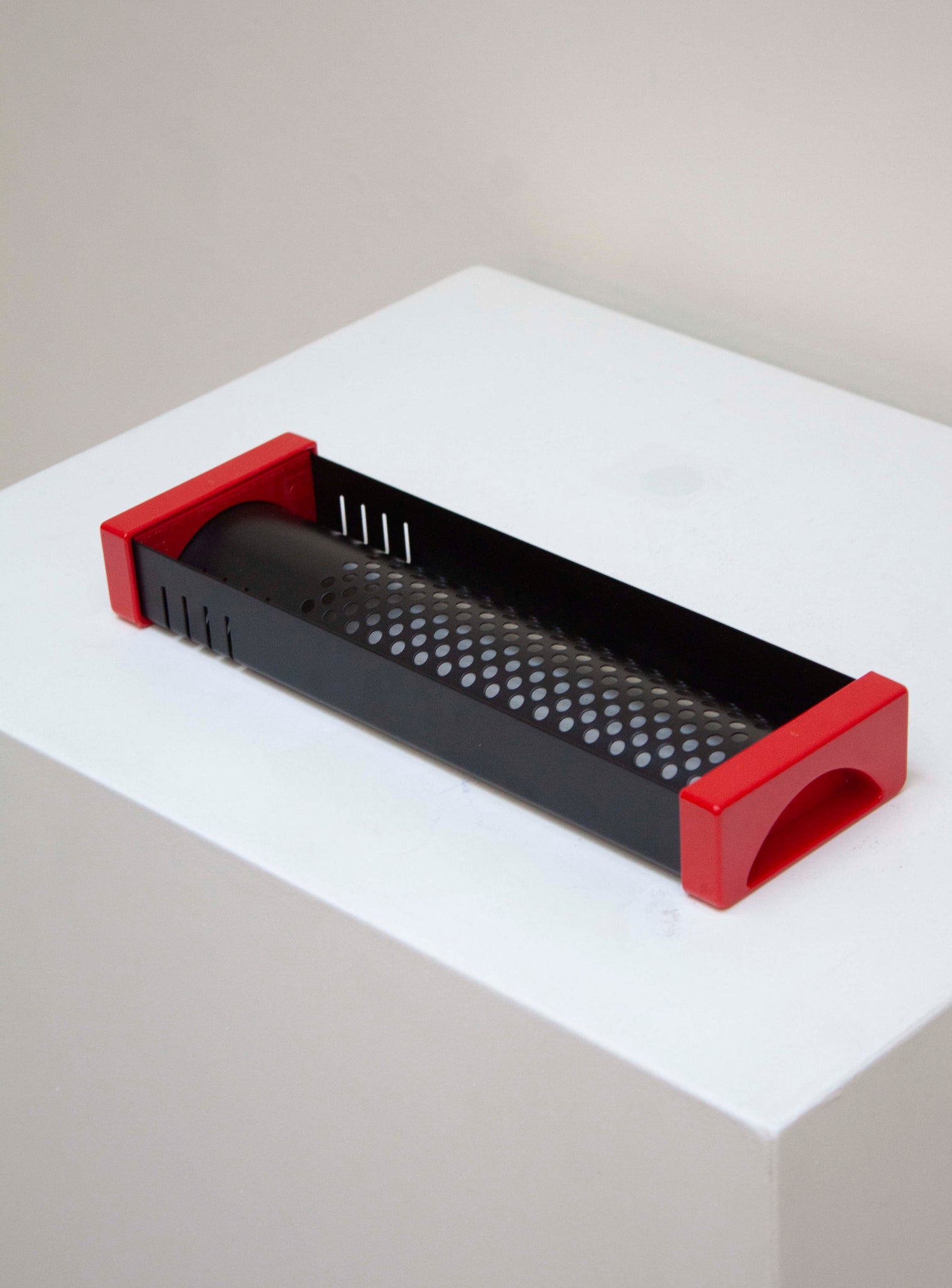 Rexite Slim 924 Portapenne Desk Organizer by Raul Barbieri & Giorgio Marianelli (Red)