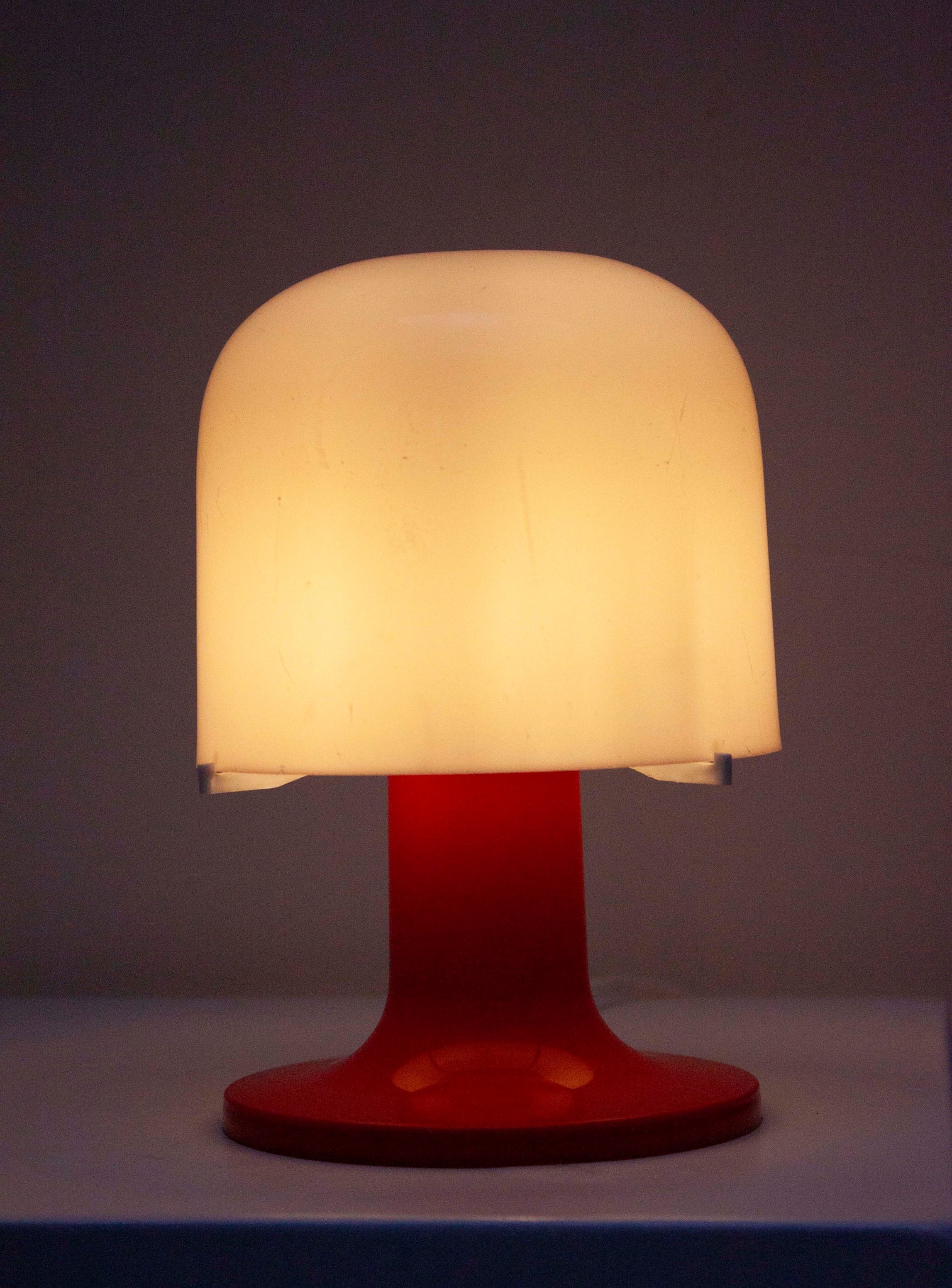 Space Age Mushroom Desk Lamp (Red)