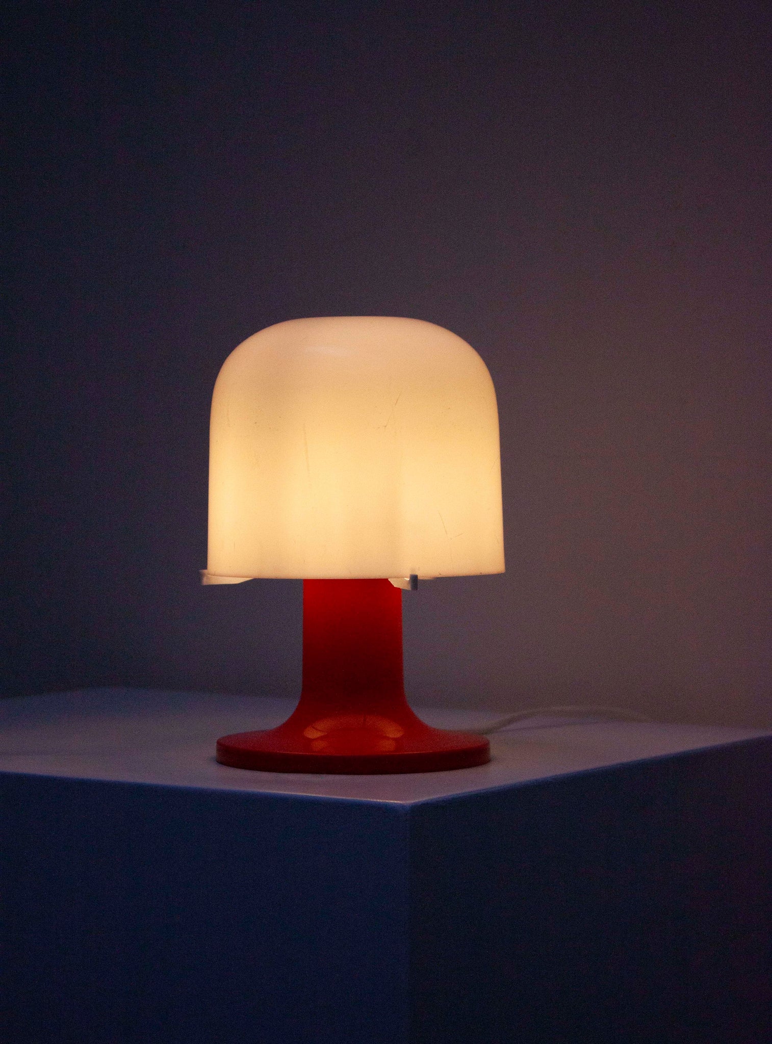 Space Age Mushroom Desk Lamp (Red)