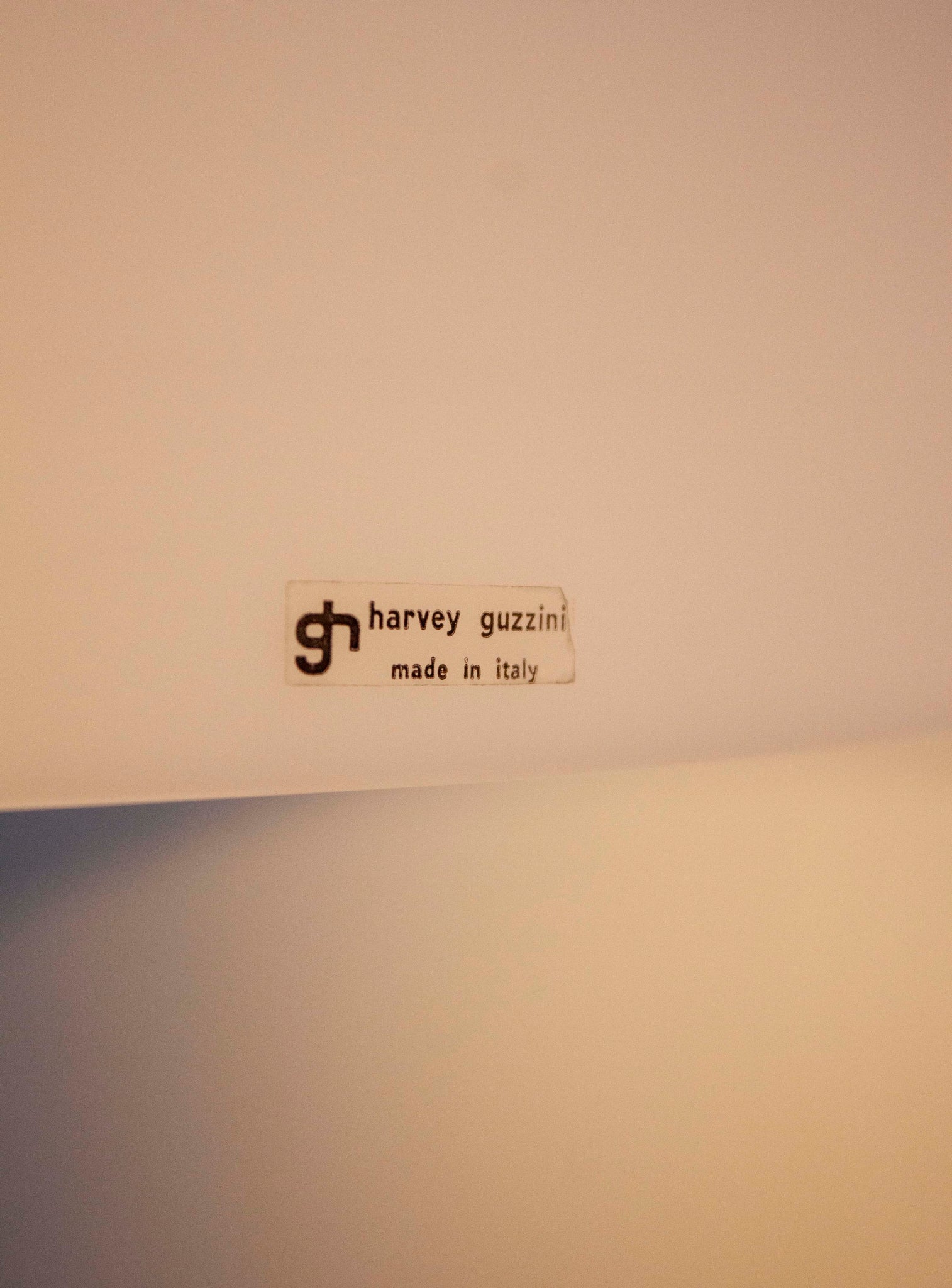 Harvey Guzzini Brumbry Desk Lamp by Luigi Massoni (White)