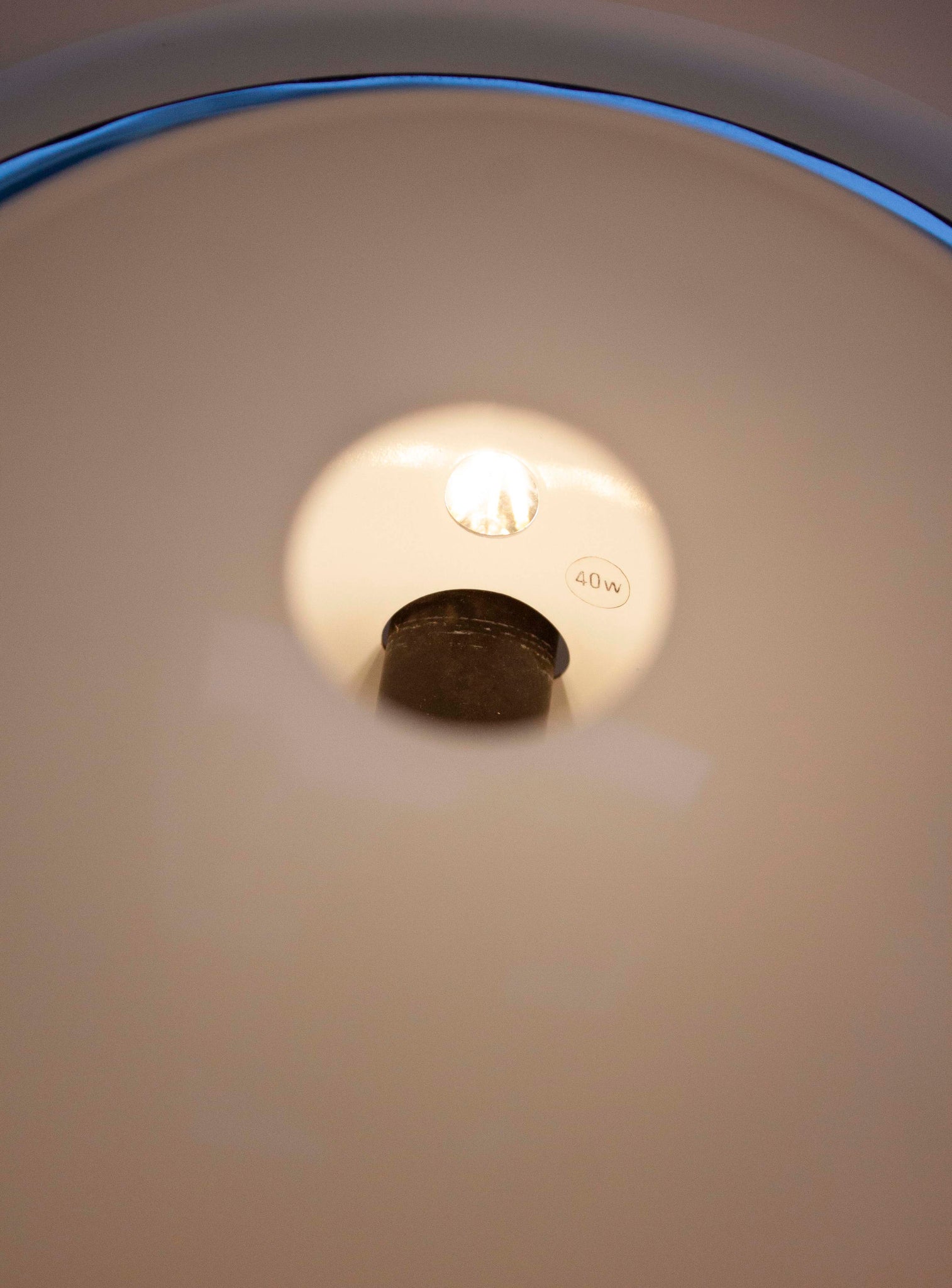 Harvey Guzzini Brumbry Desk Lamp by Luigi Massoni (White)