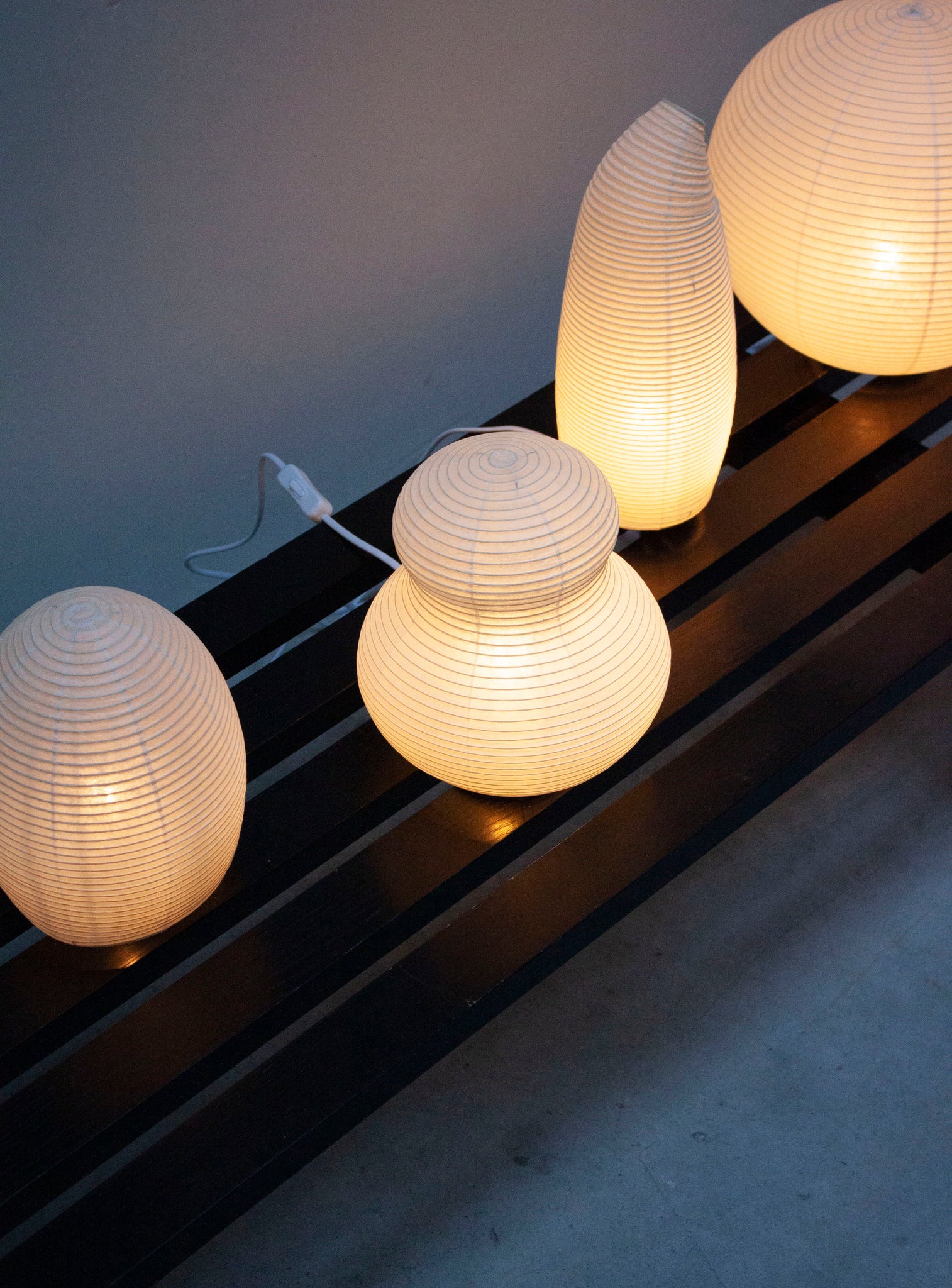 Paper Moon 02 Desk Lamp by Shigeru Uchida | Juki Amsterdam – JUKI
