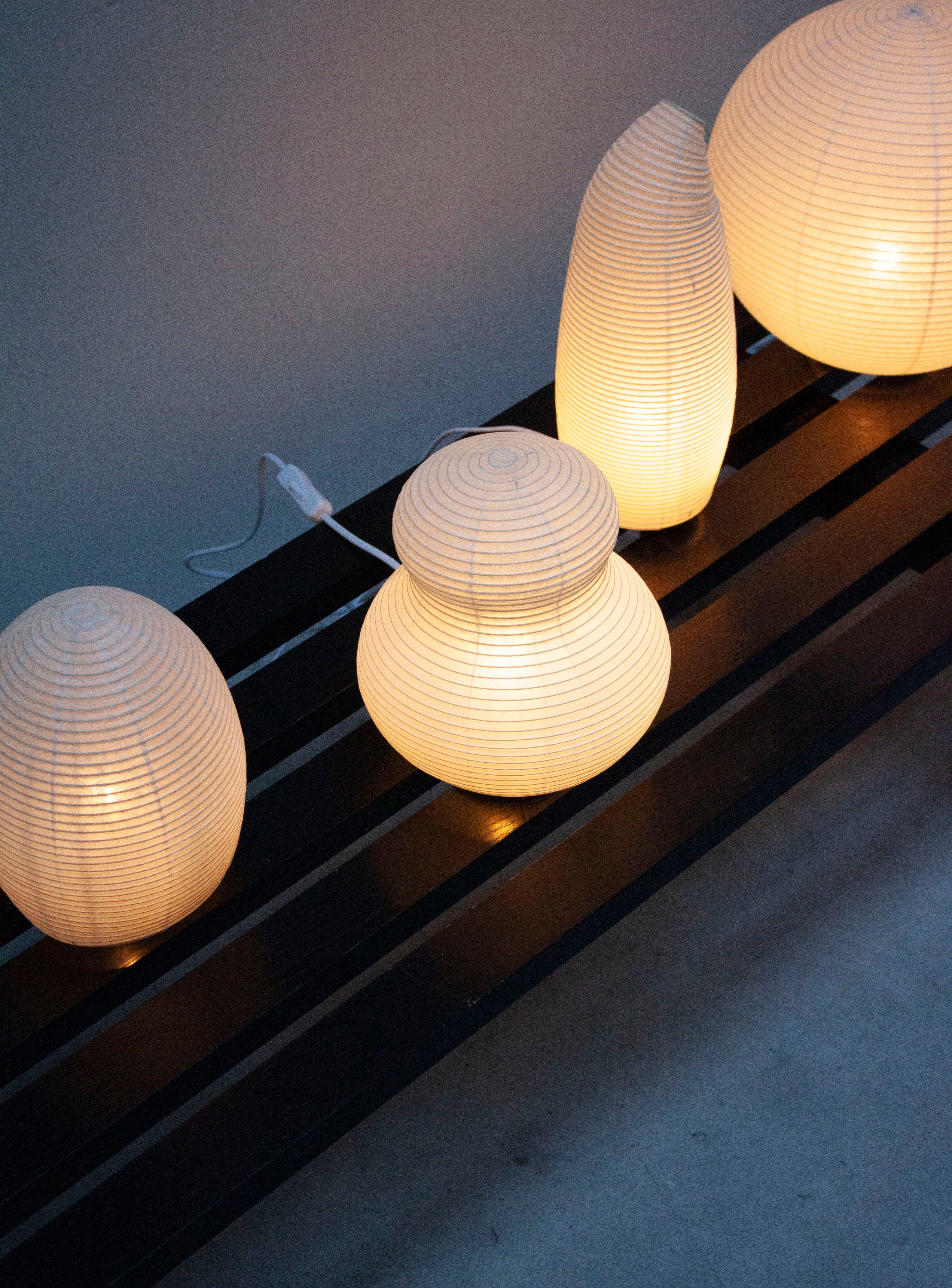 Paper Moon 02 Desk Lamp by Shigeru Uchida | Juki Amsterdam – JUKI