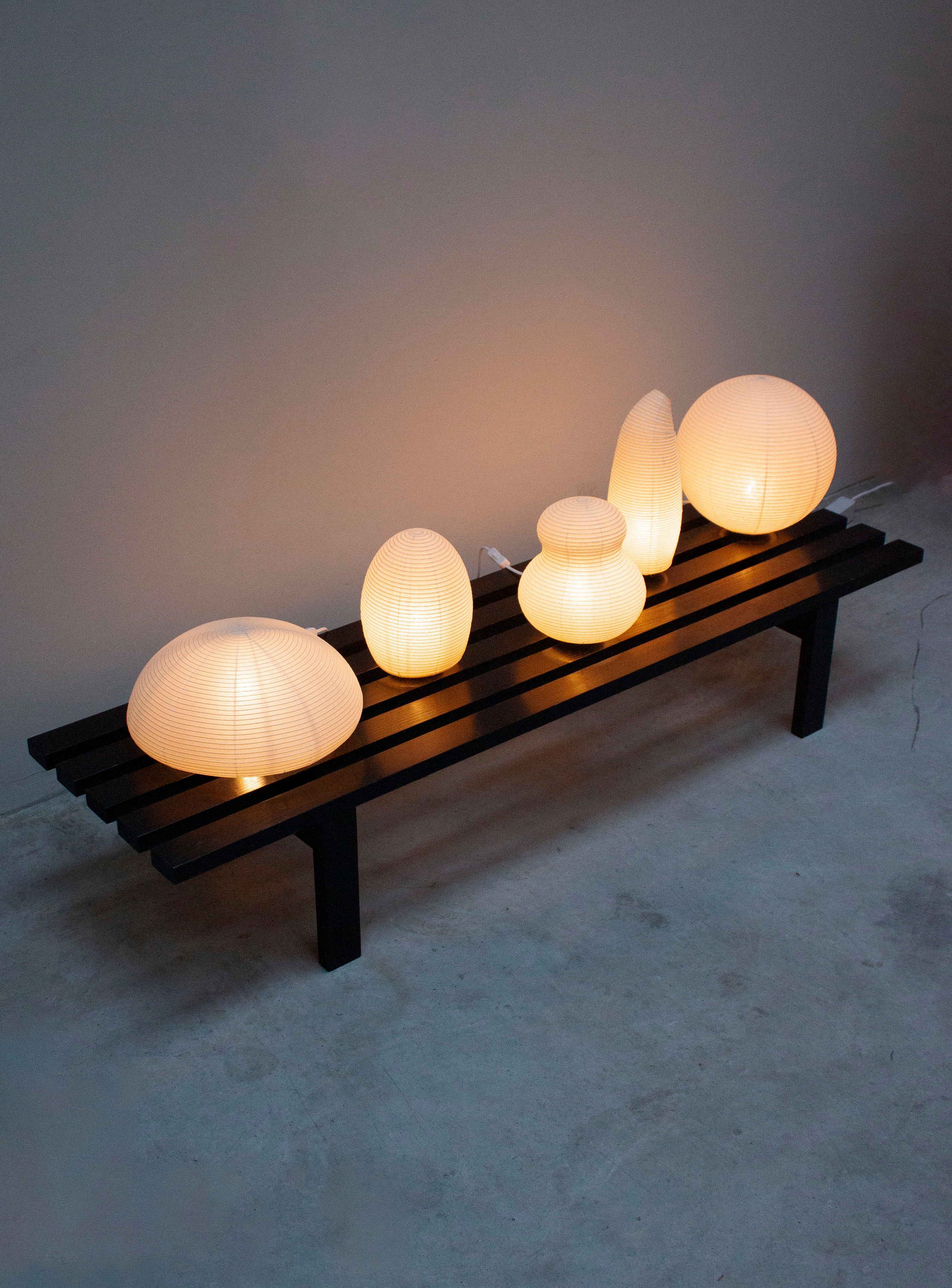 内田繁　Shigeru Uchida Paper Moon Lamp 05 Paper Moon 05 Desk Lamp by Shigeru Uchida – JUKI AMSTERDAM