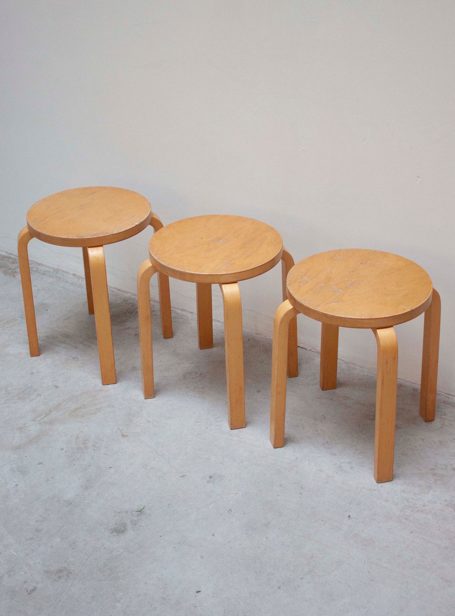 Artek E60 Stool by Alvar Aalto (Birch)